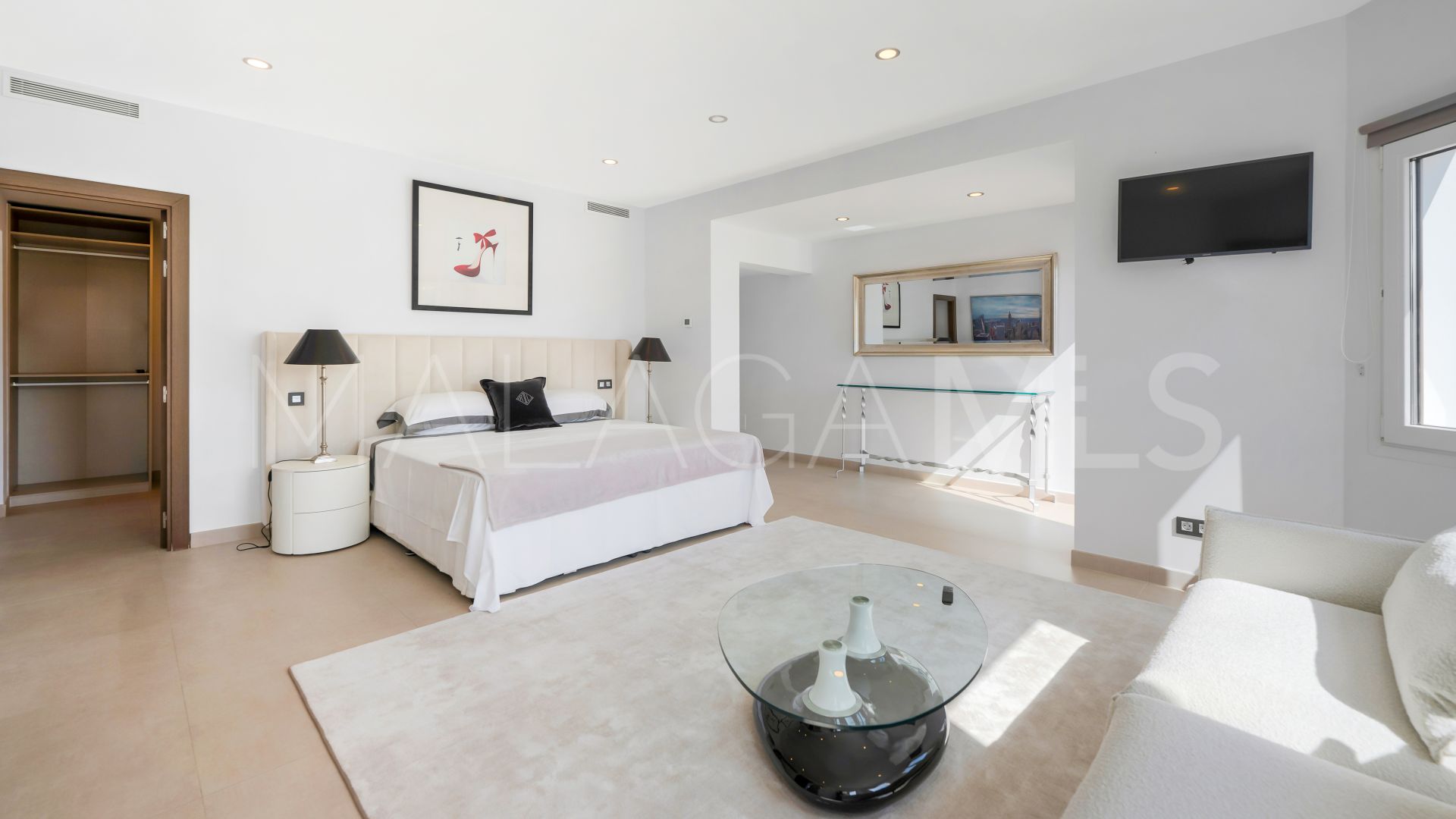 Villa for sale in San Pedro Playa de 8 bedrooms