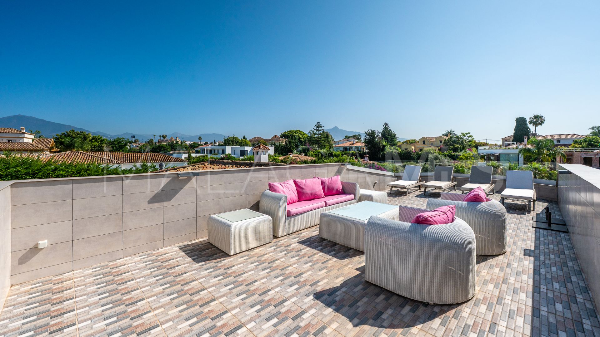 Villa for sale in San Pedro Playa de 8 bedrooms