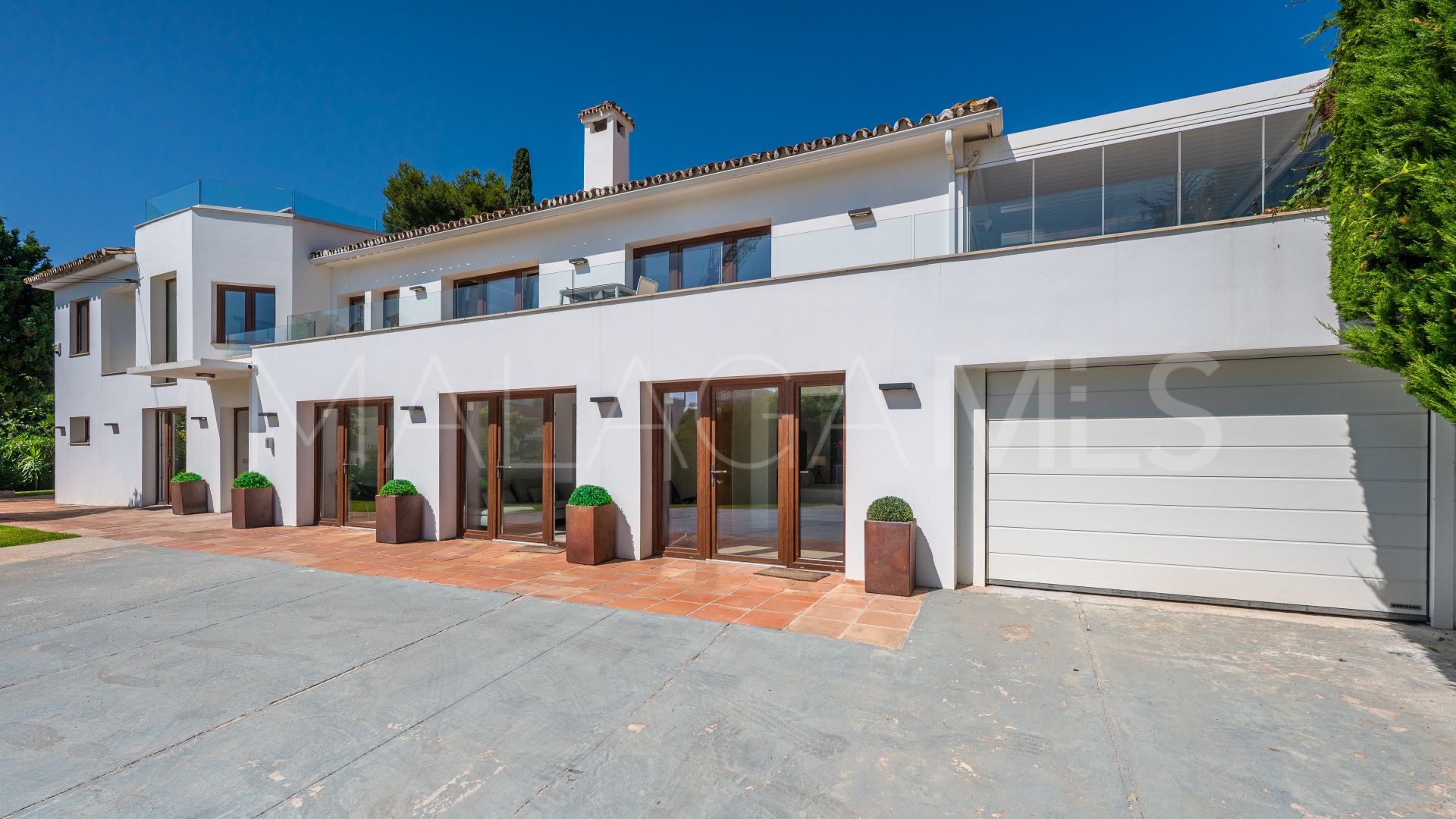 Villa for sale in San Pedro Playa de 8 bedrooms