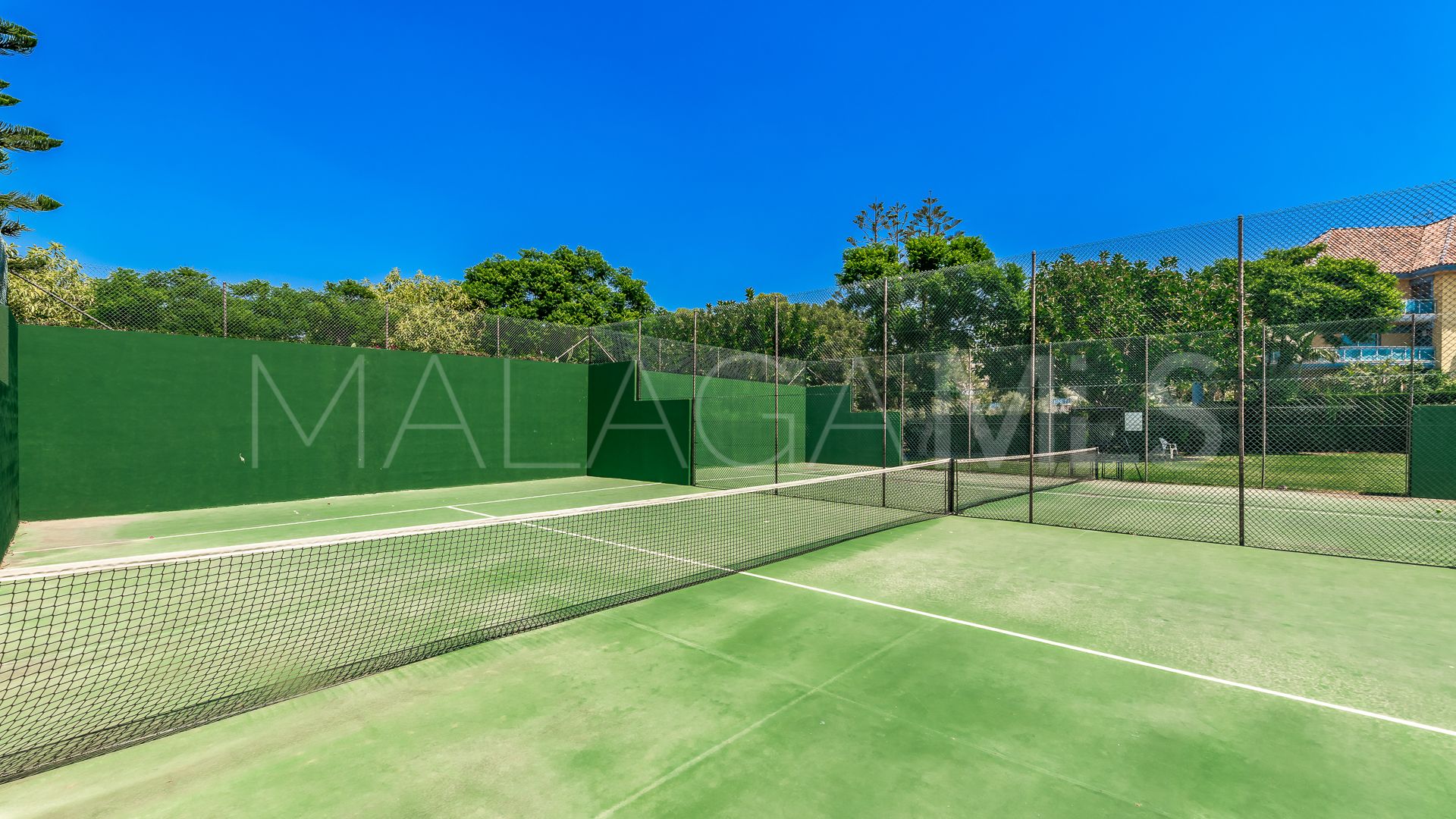 Apartamento for sale with 2 bedrooms in Bahia de Marbella