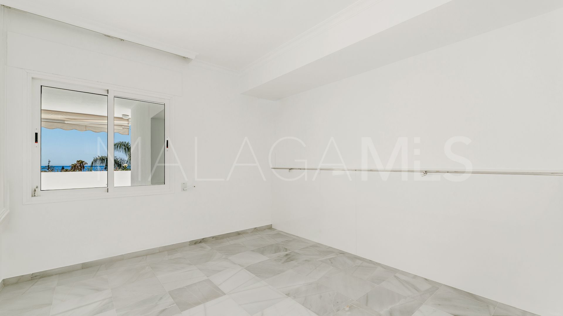 Apartamento for sale with 2 bedrooms in Bahia de Marbella