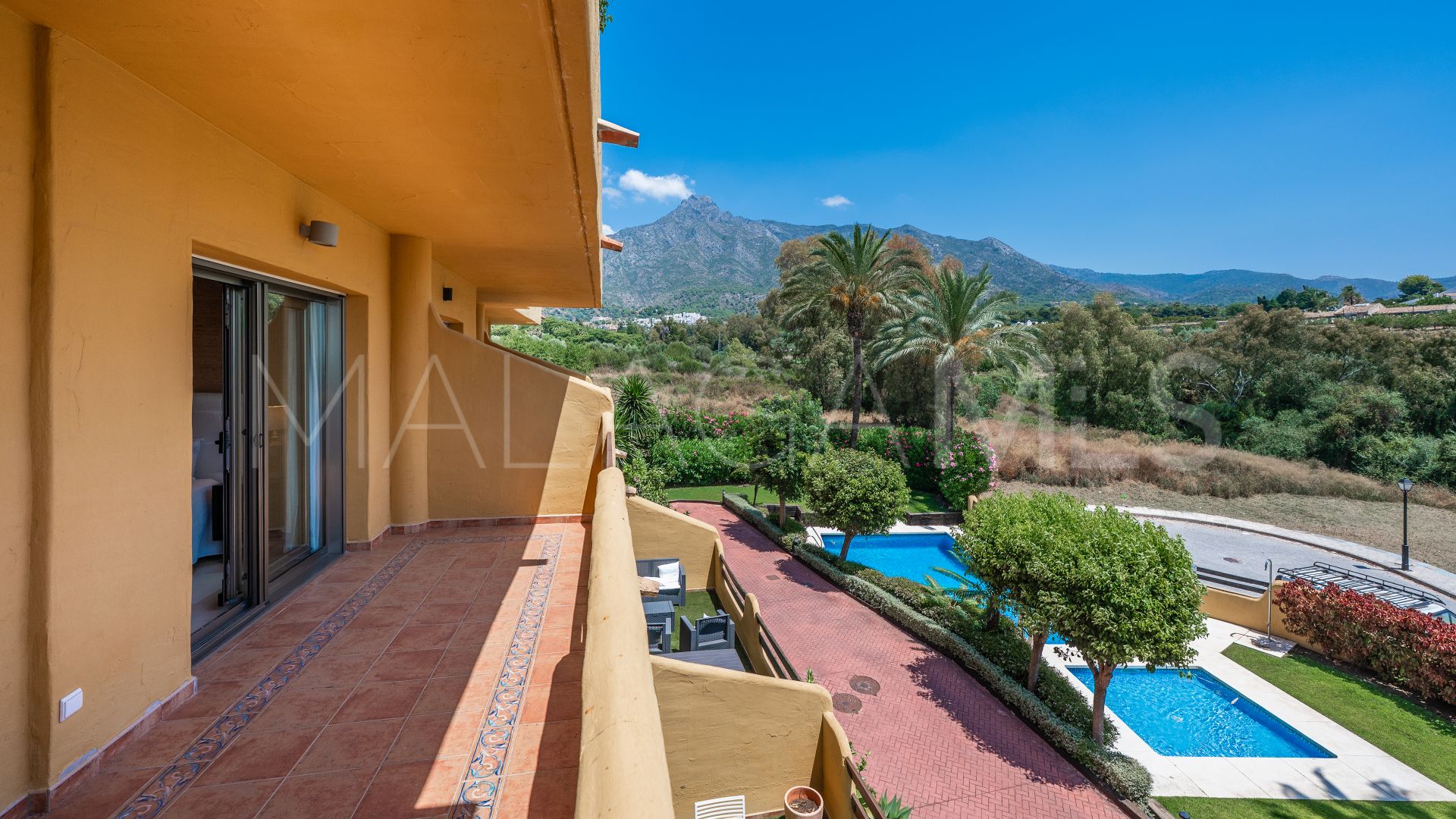 Reihenhaus for sale in Marbella Hill Club