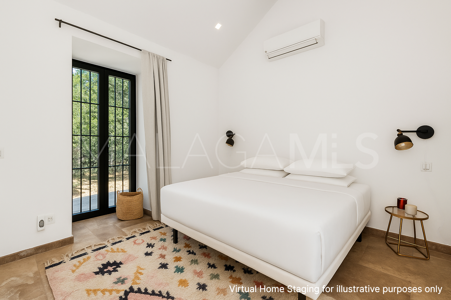 5 bedrooms villa in Marbesa for sale