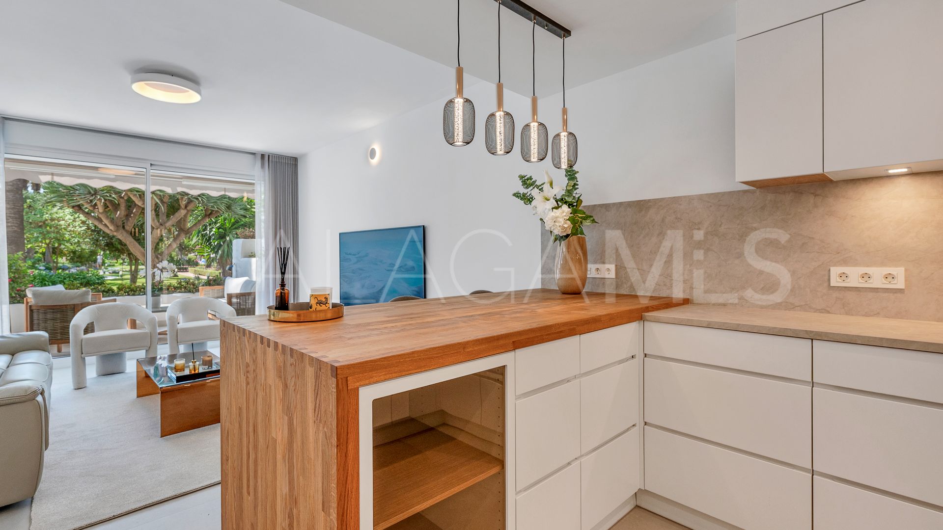 Erdgeschosswohnung for sale in Marbella - Puerto Banus