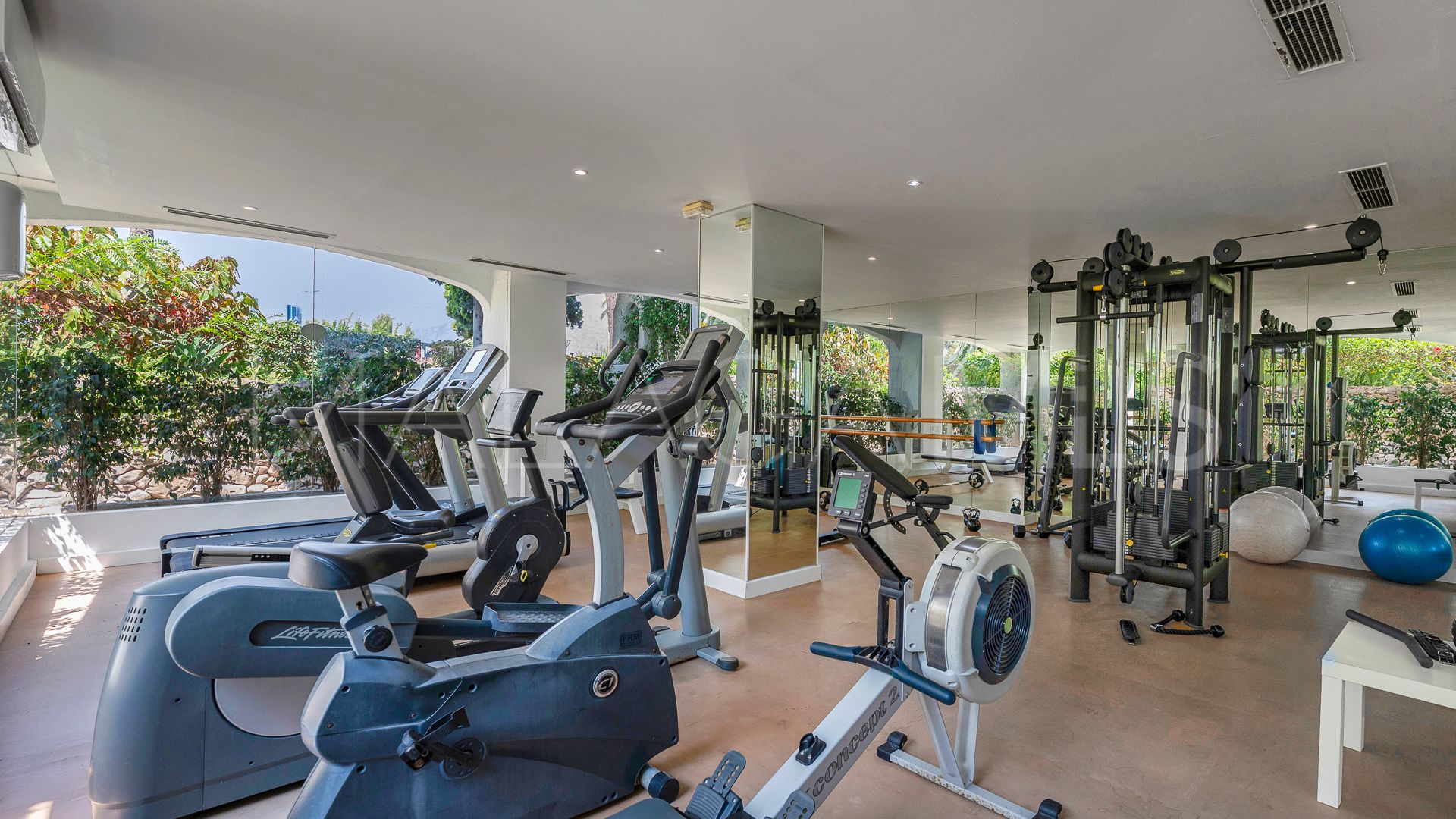 Erdgeschosswohnung for sale in Marbella - Puerto Banus