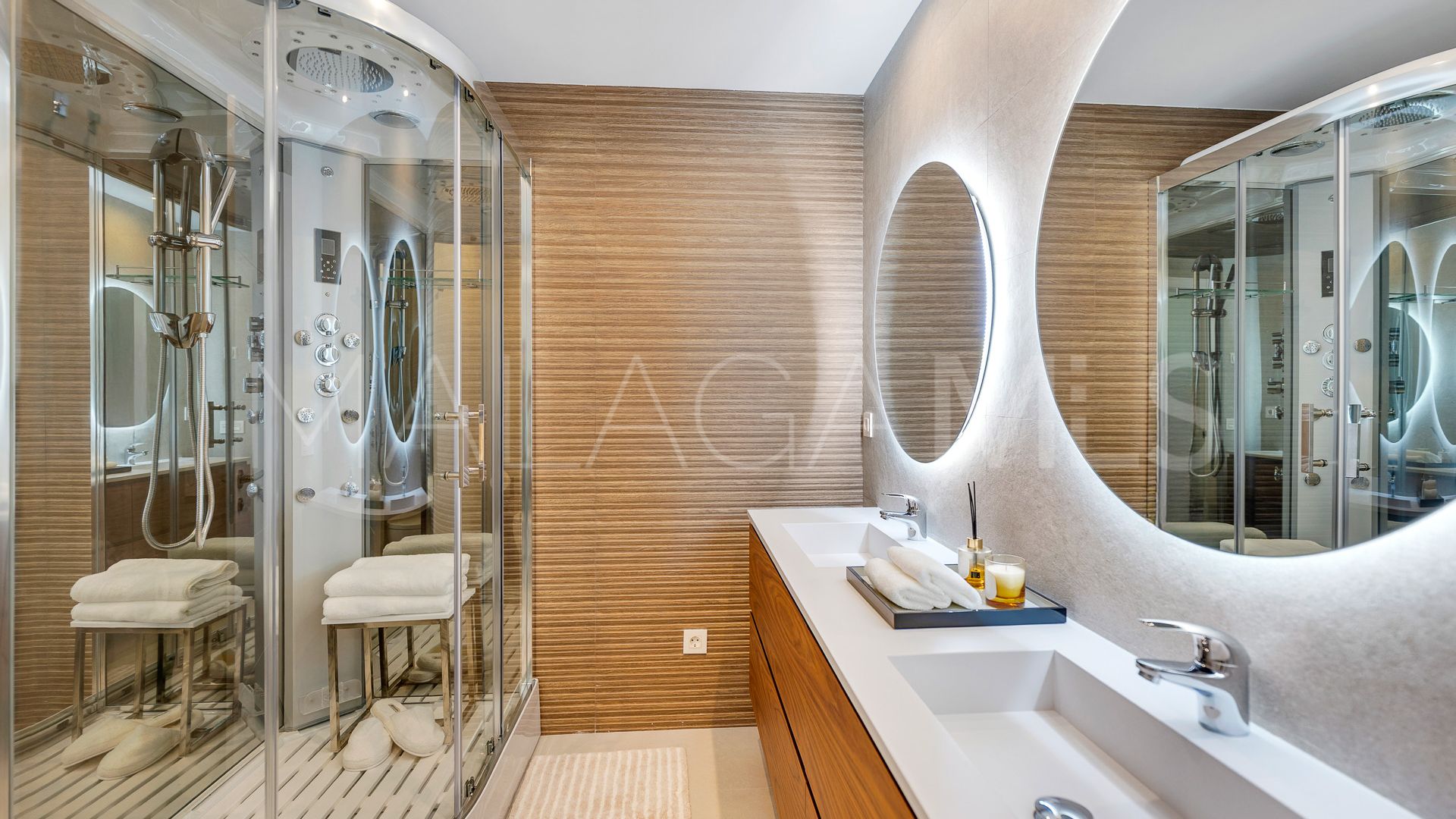 Erdgeschosswohnung for sale in Marbella - Puerto Banus