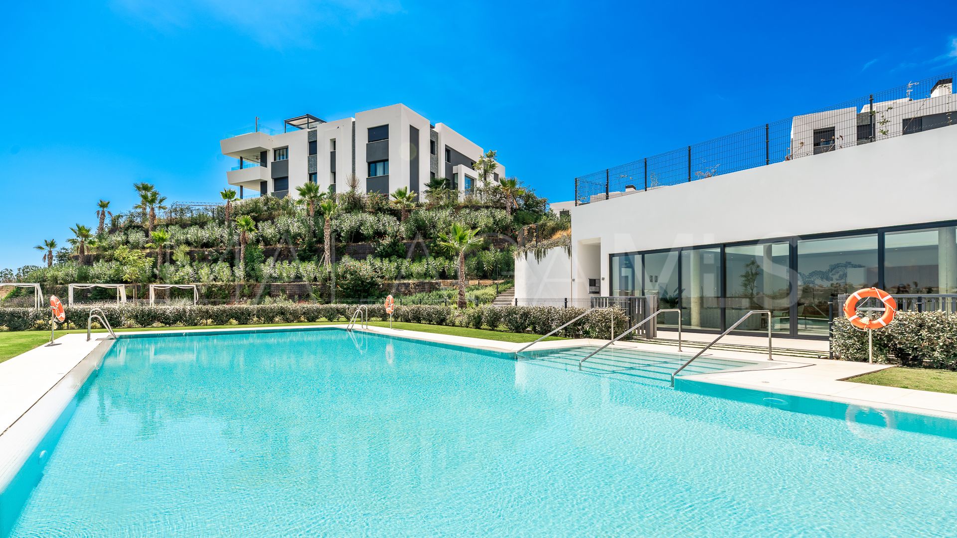 Markplanslägenhet for sale in Los Monteros