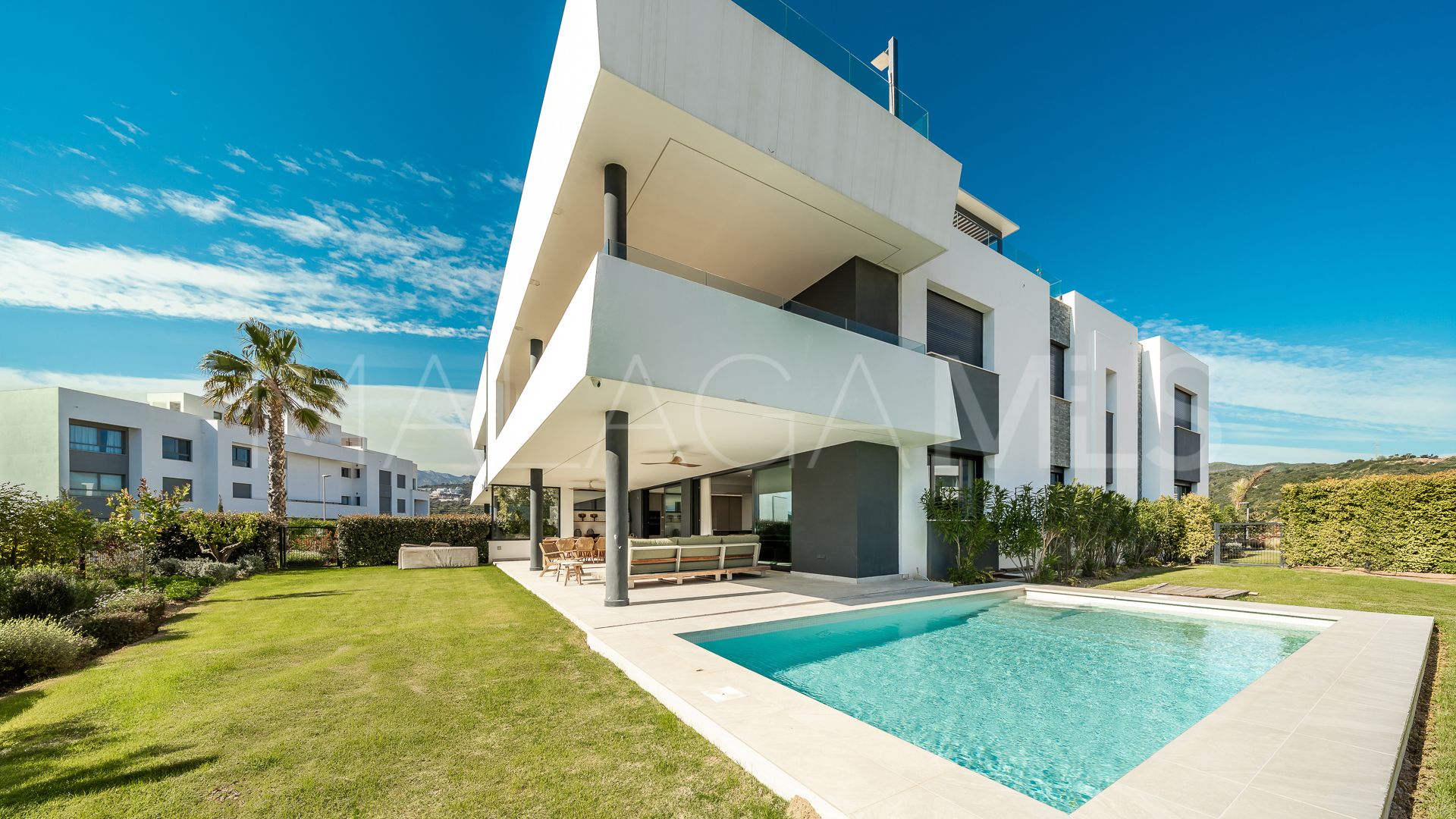 Markplanslägenhet for sale in Los Monteros