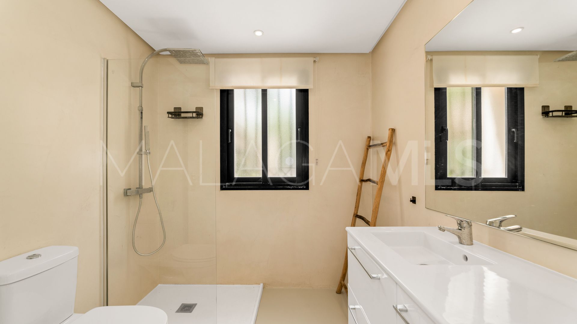Appartement rez de chaussée for sale in Marbella - Puerto Banus