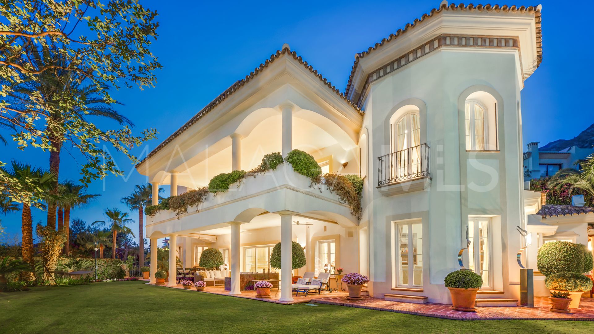 Villa for sale in Sierra Blanca