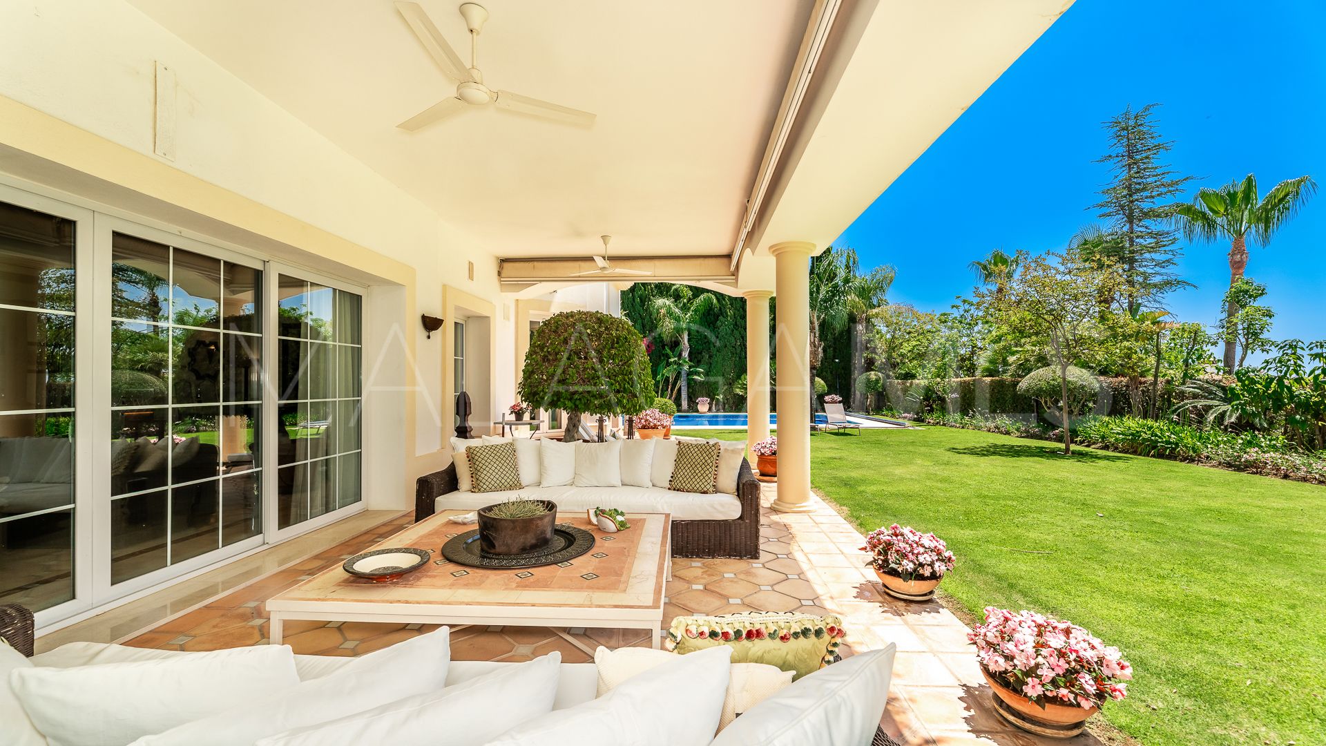 Villa for sale in Sierra Blanca