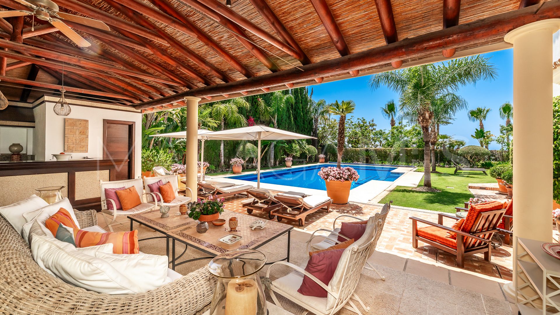 Villa for sale in Sierra Blanca