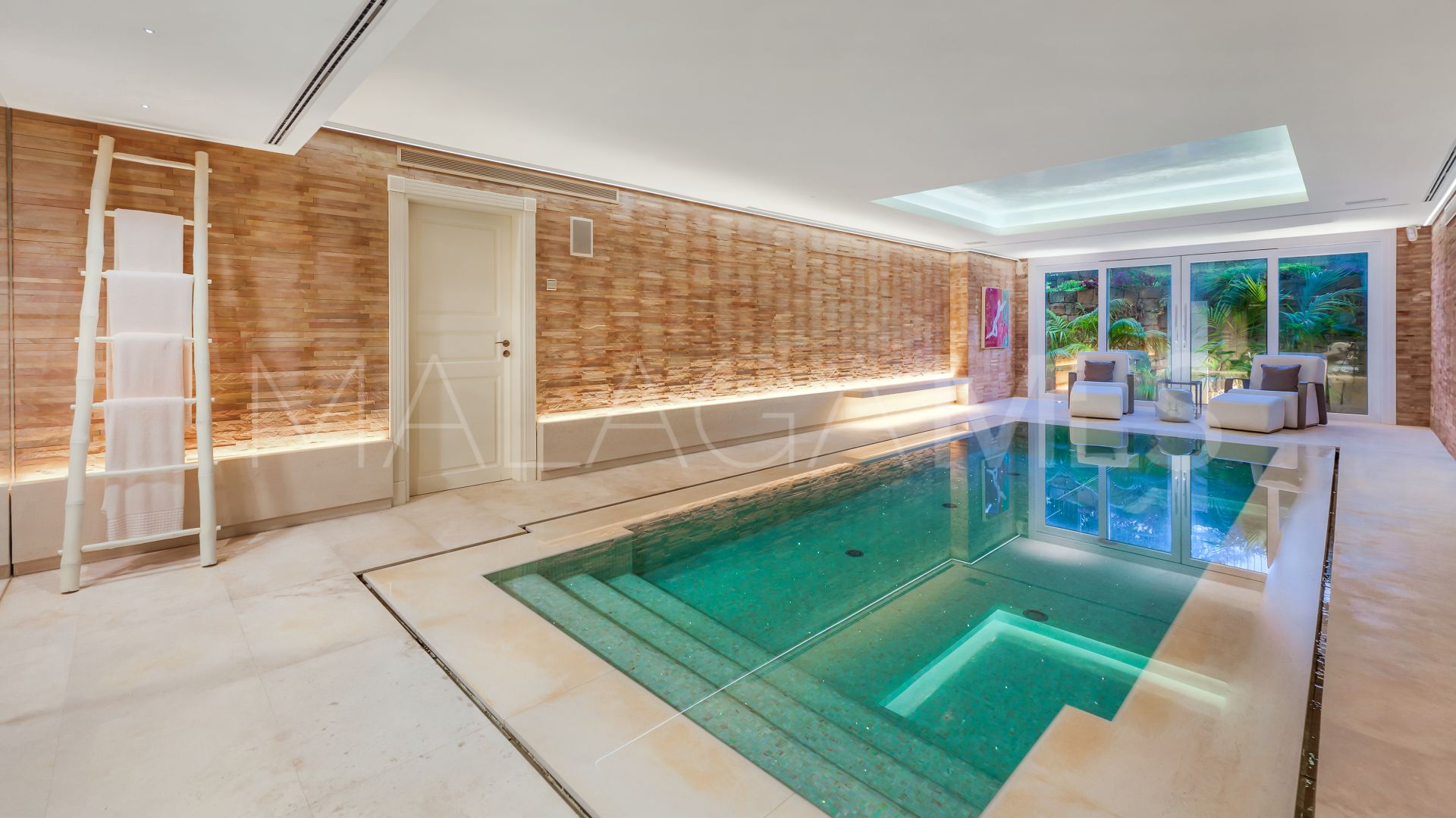 Villa for sale in Sierra Blanca