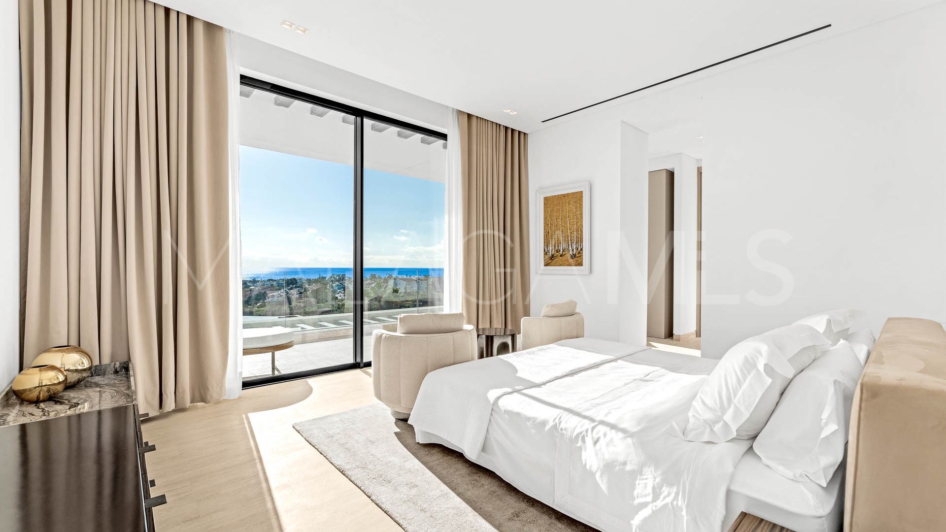 Villa for sale in Los Flamingos Golf