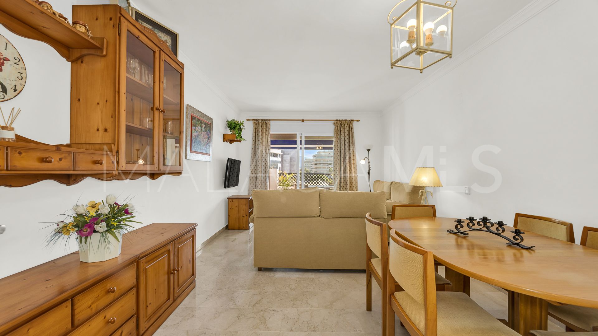Apartment for sale in Marbella - Puerto Banus with 2 bedrooms