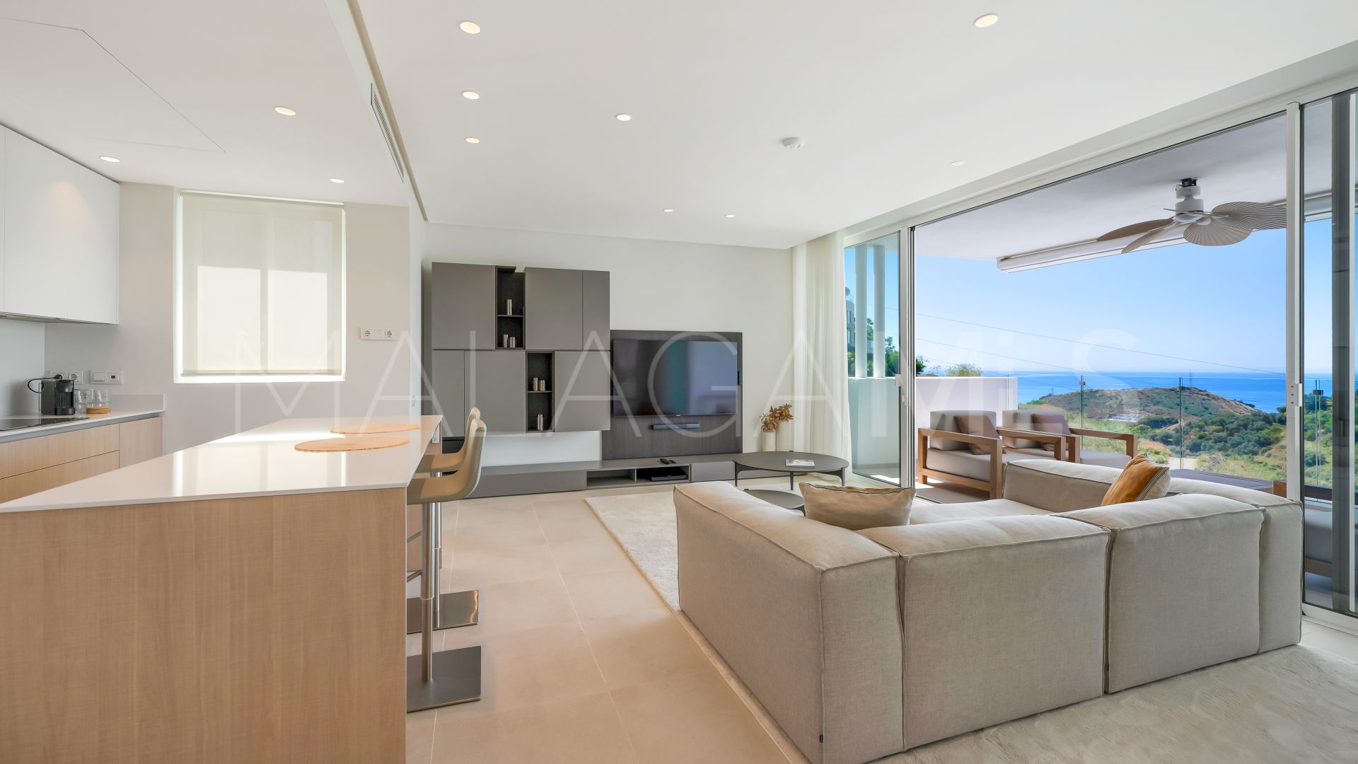 Apartamento planta baja with 2 bedrooms for sale in Ojen