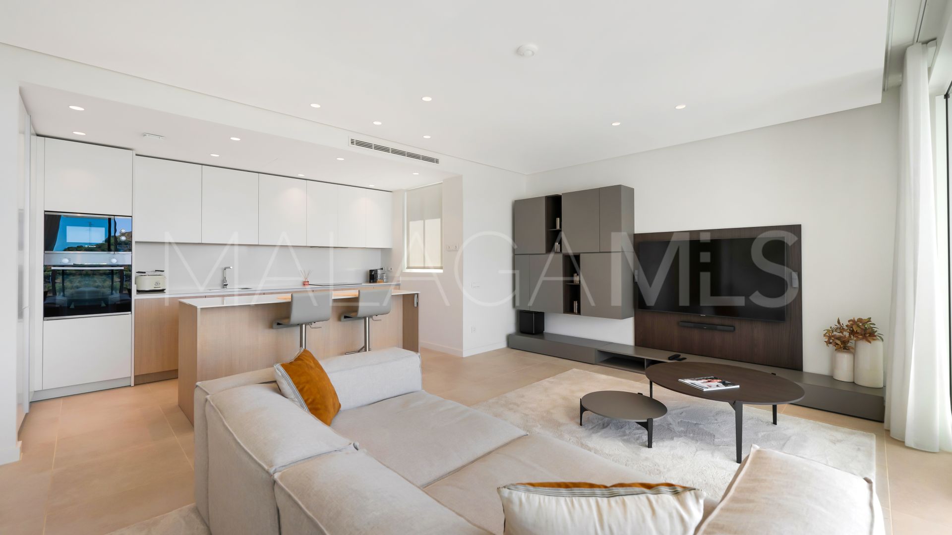 Apartamento planta baja with 2 bedrooms for sale in Ojen