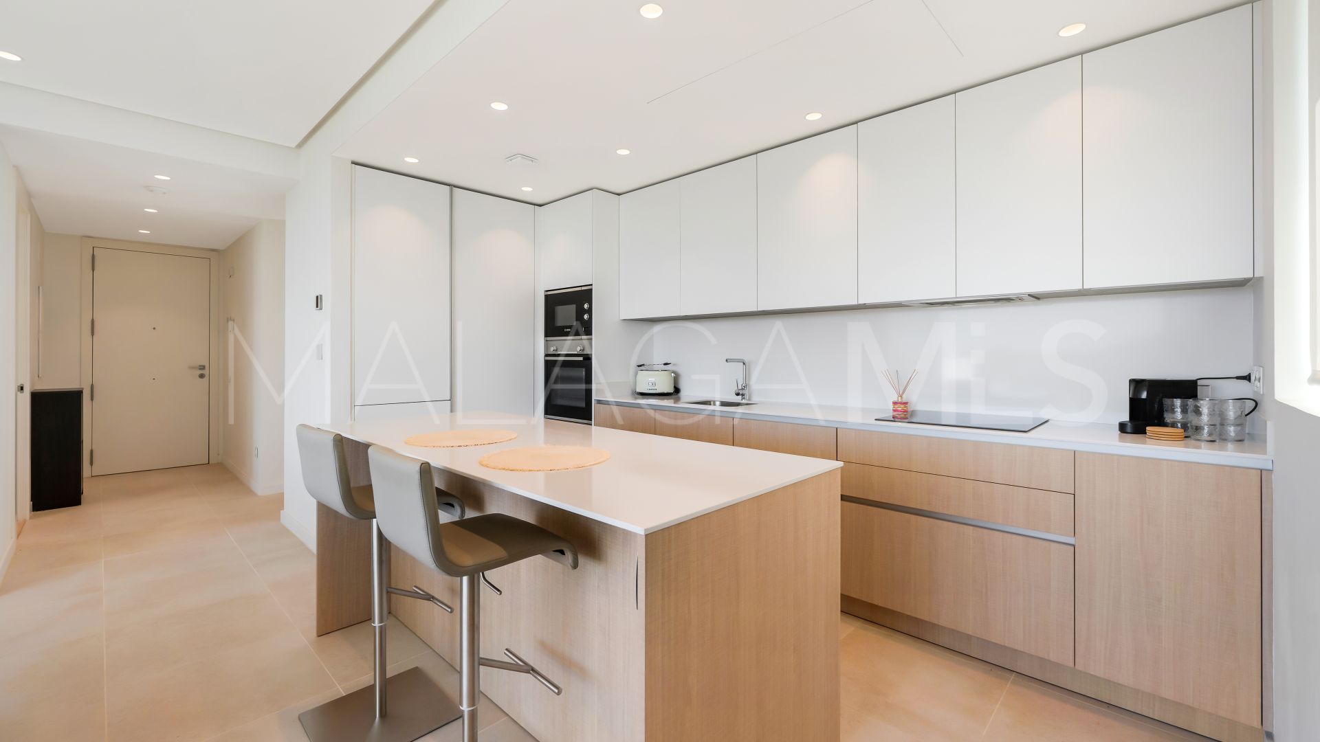 Apartamento planta baja with 2 bedrooms for sale in Ojen