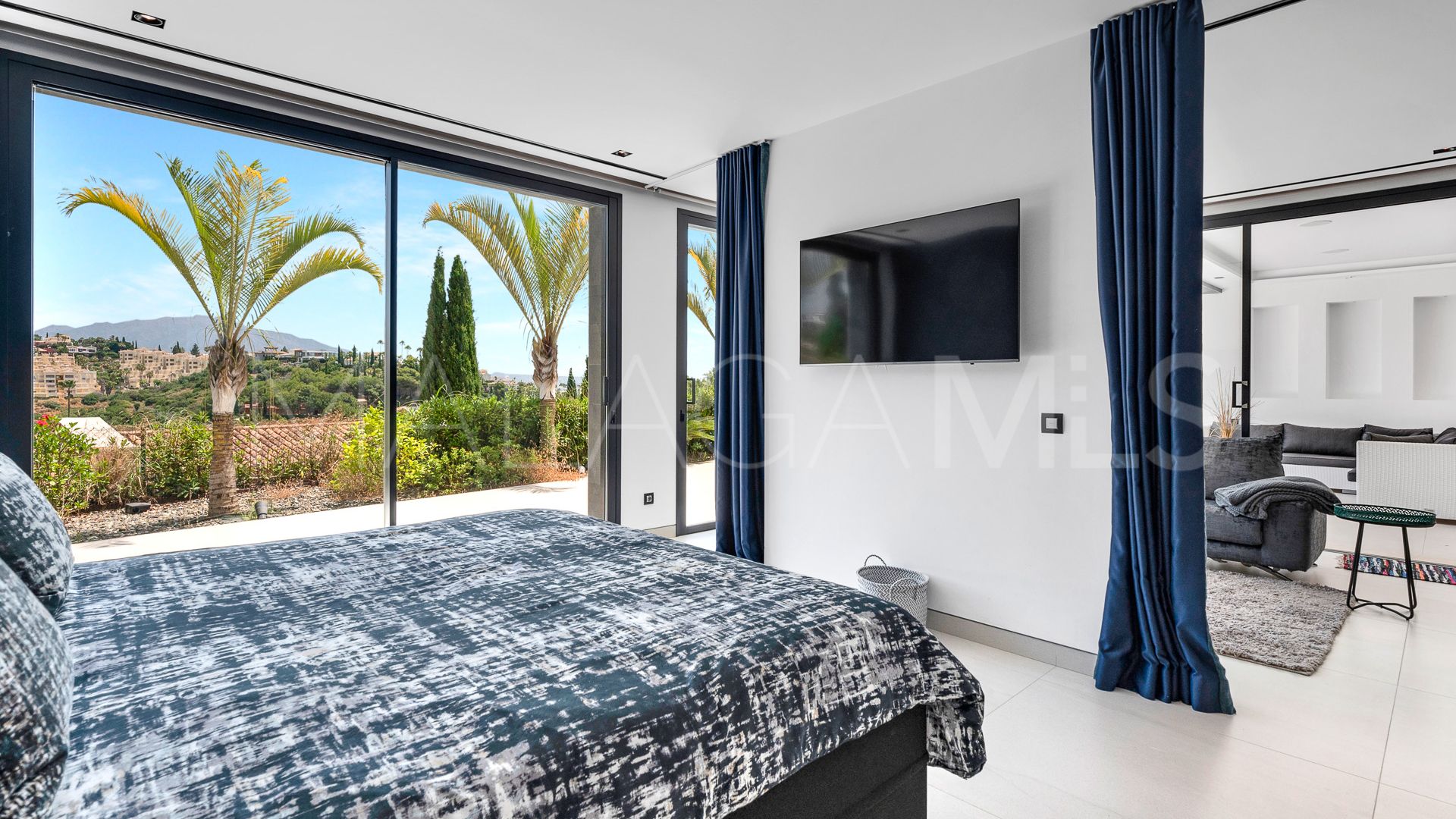 Villa for sale in Los Flamingos Golf