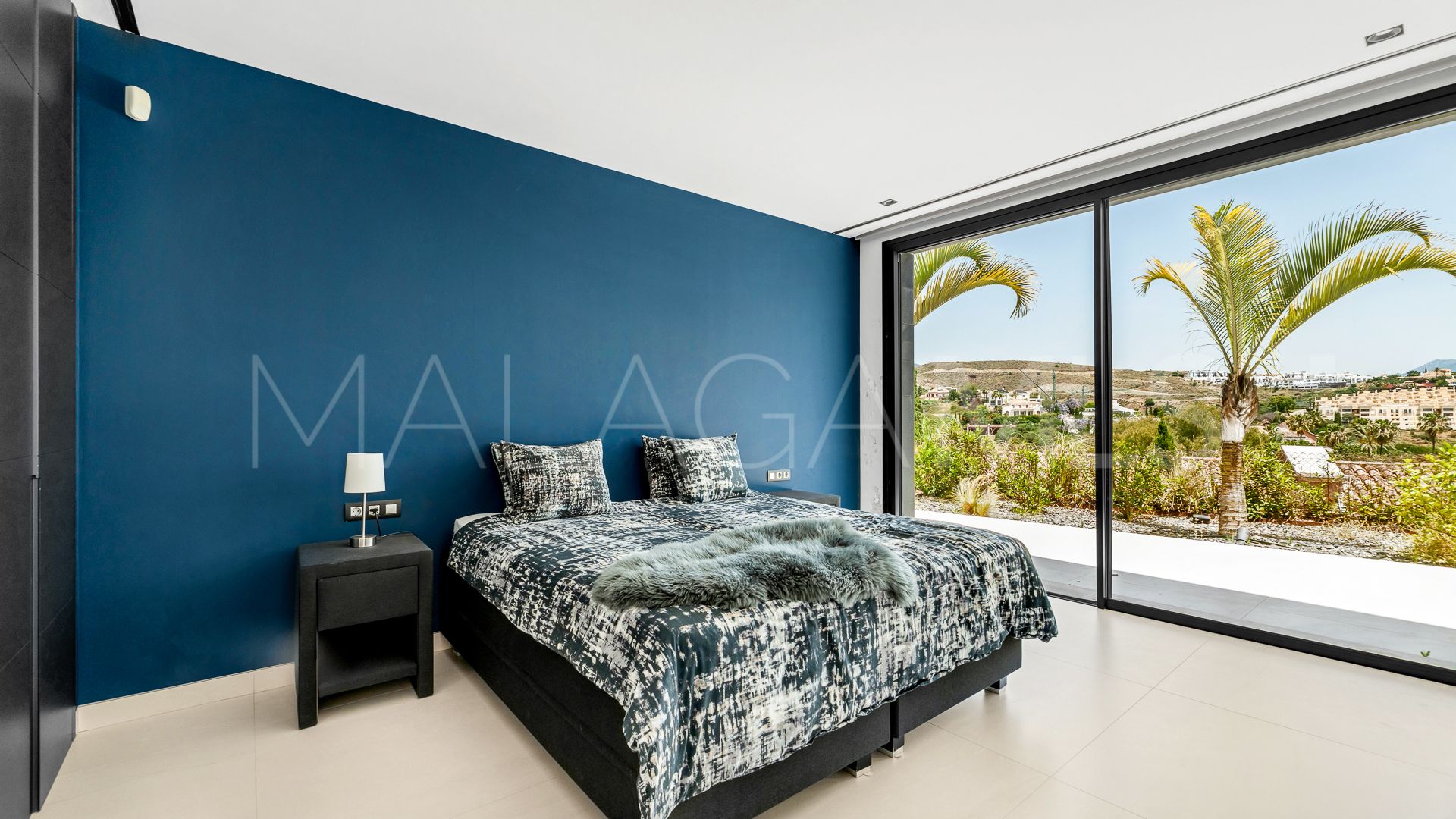 Villa for sale in Los Flamingos Golf with 6 bedrooms