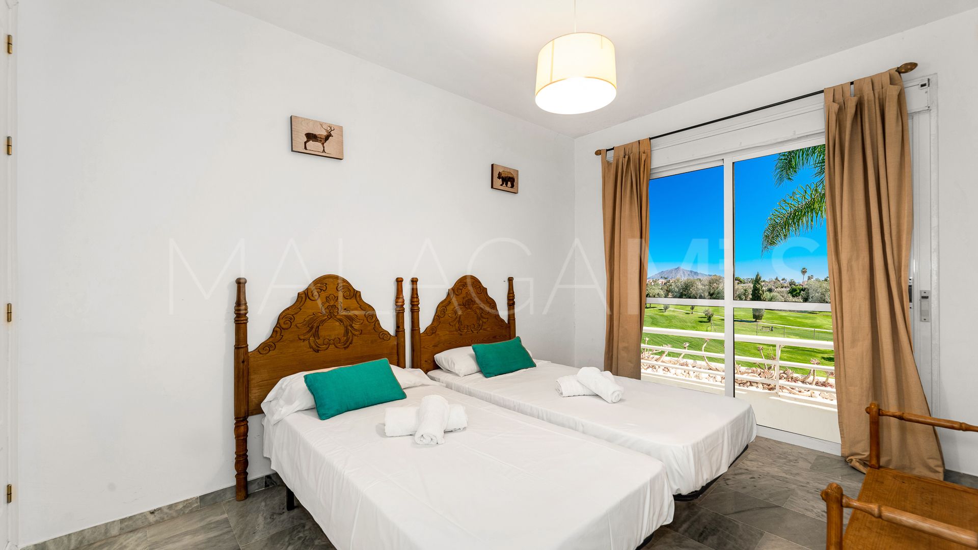 Apartment for sale in Guadalmina Baja with 3 bedrooms