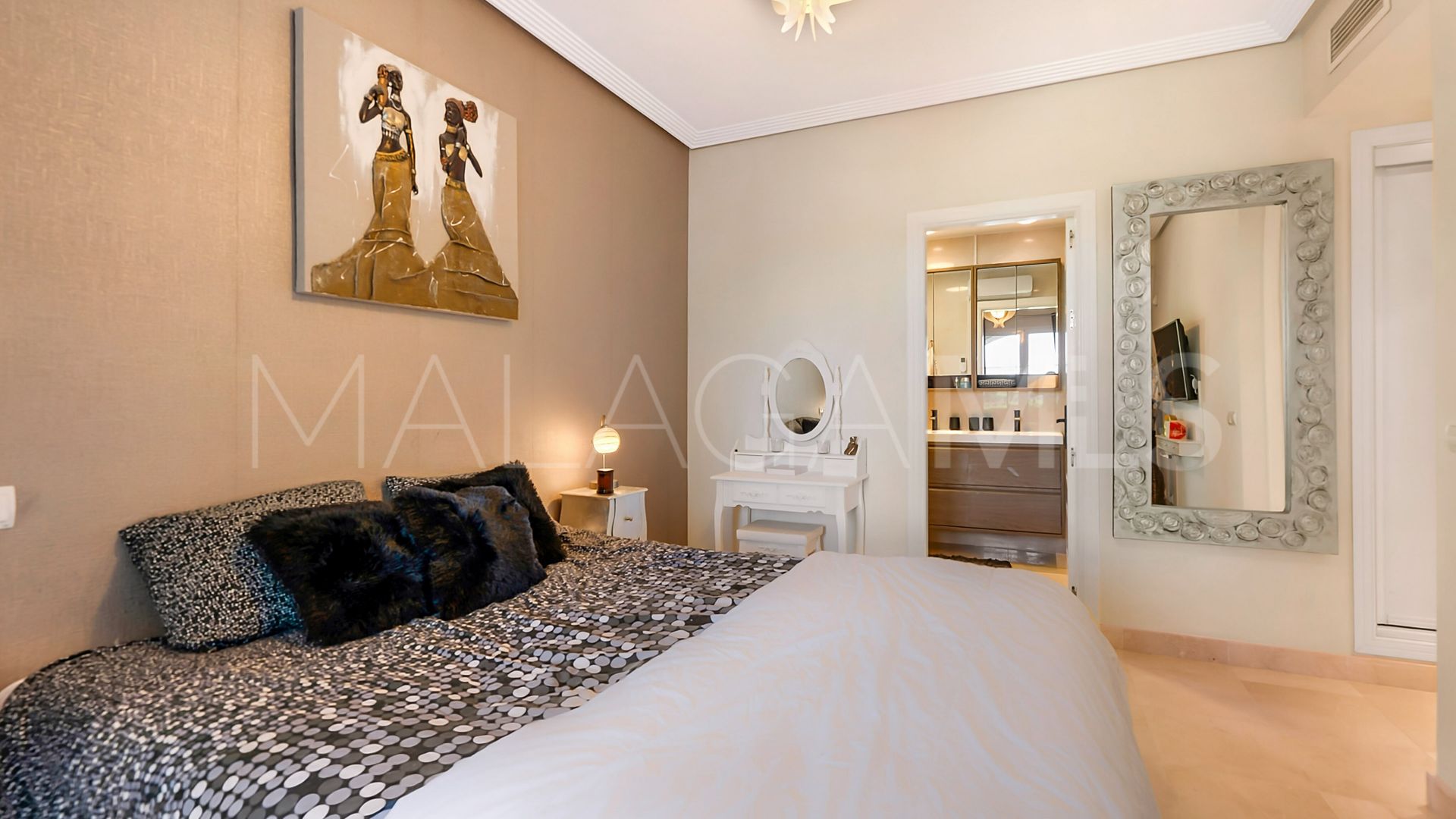 For sale apartment with 3 bedrooms in Los Arqueros