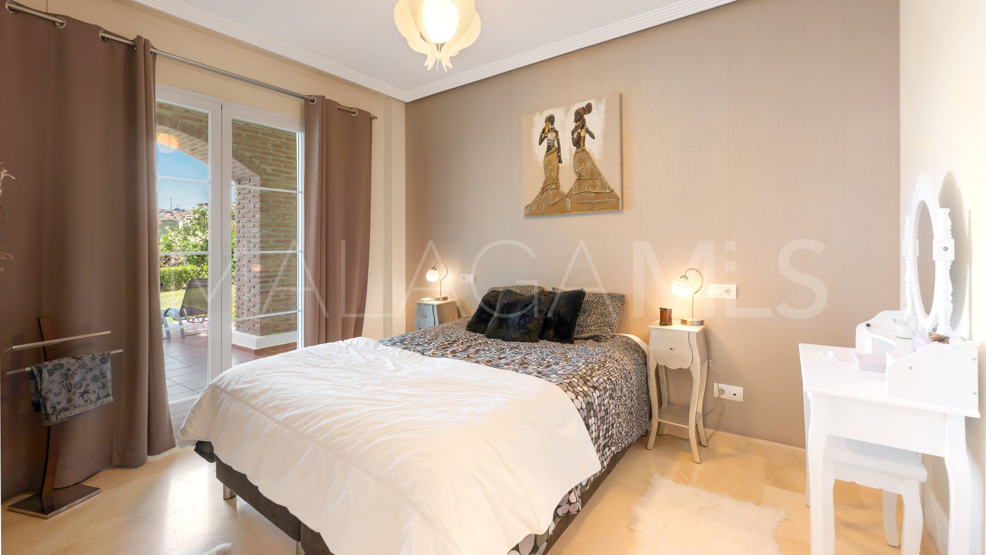 For sale apartment with 3 bedrooms in Los Arqueros