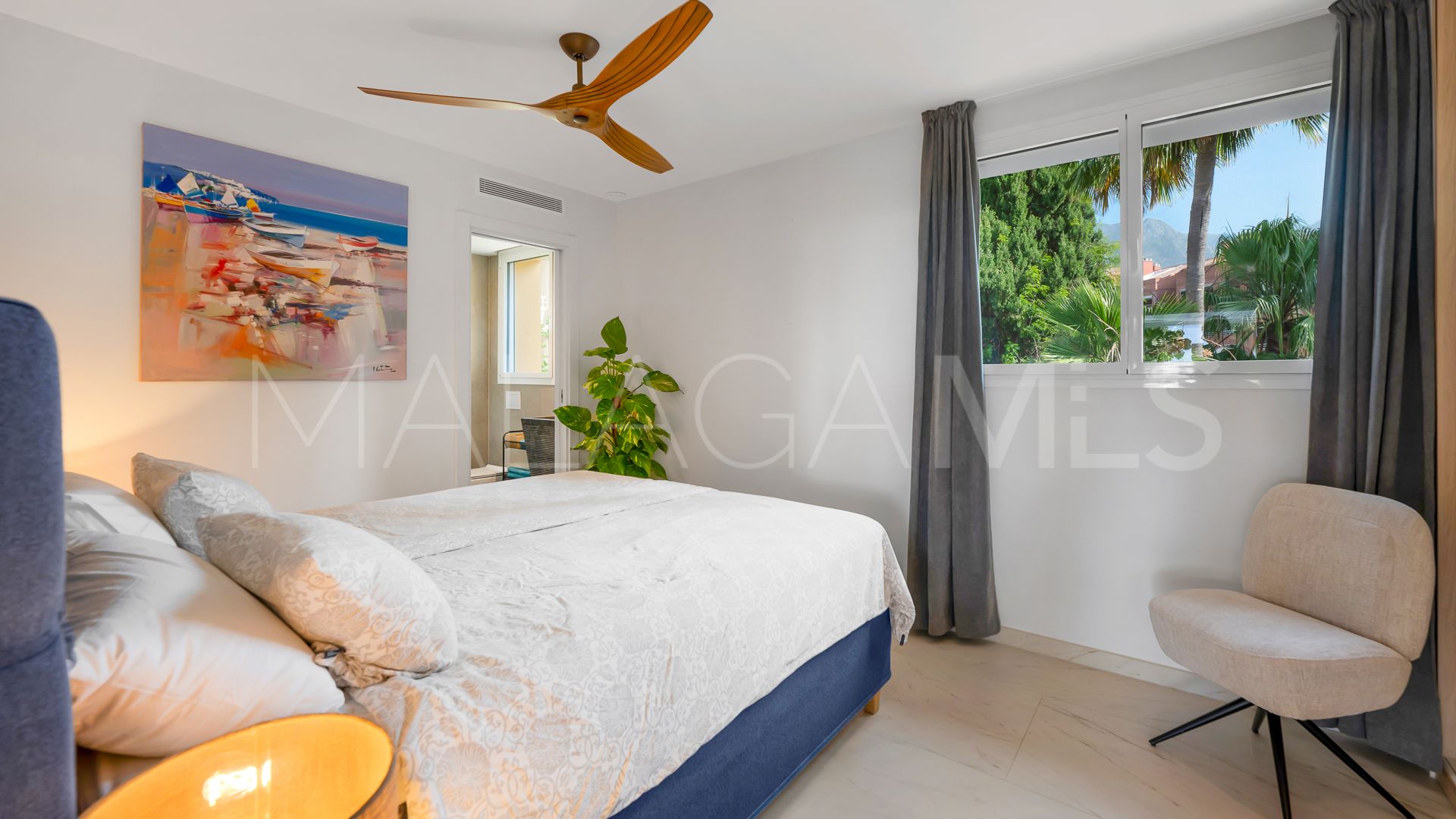 Appartement terrasse for sale in Golden Mile