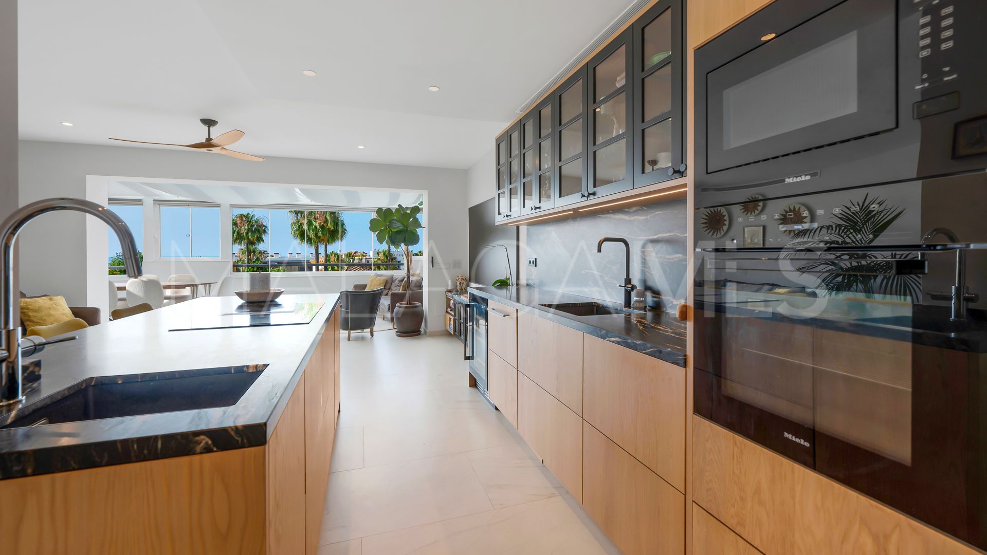 Appartement terrasse for sale in Golden Mile