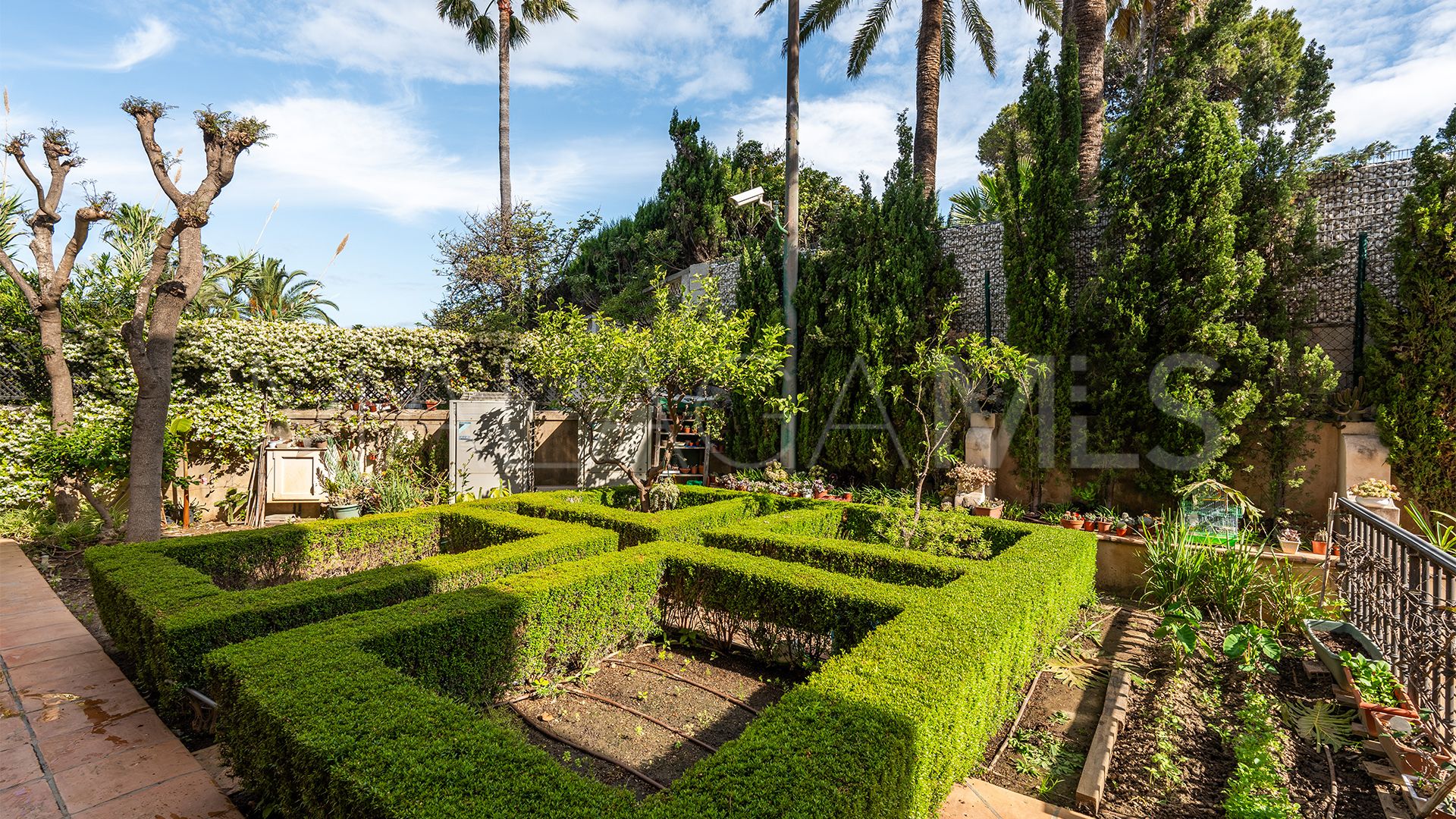 For sale Los Monteros 7 bedrooms villa