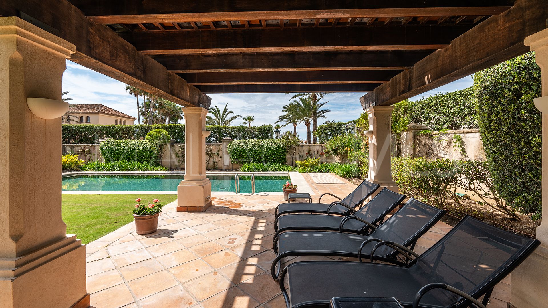 For sale Los Monteros 7 bedrooms villa
