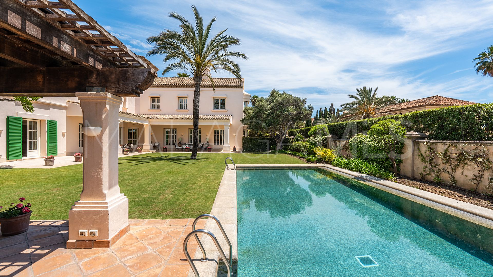For sale Los Monteros 7 bedrooms villa