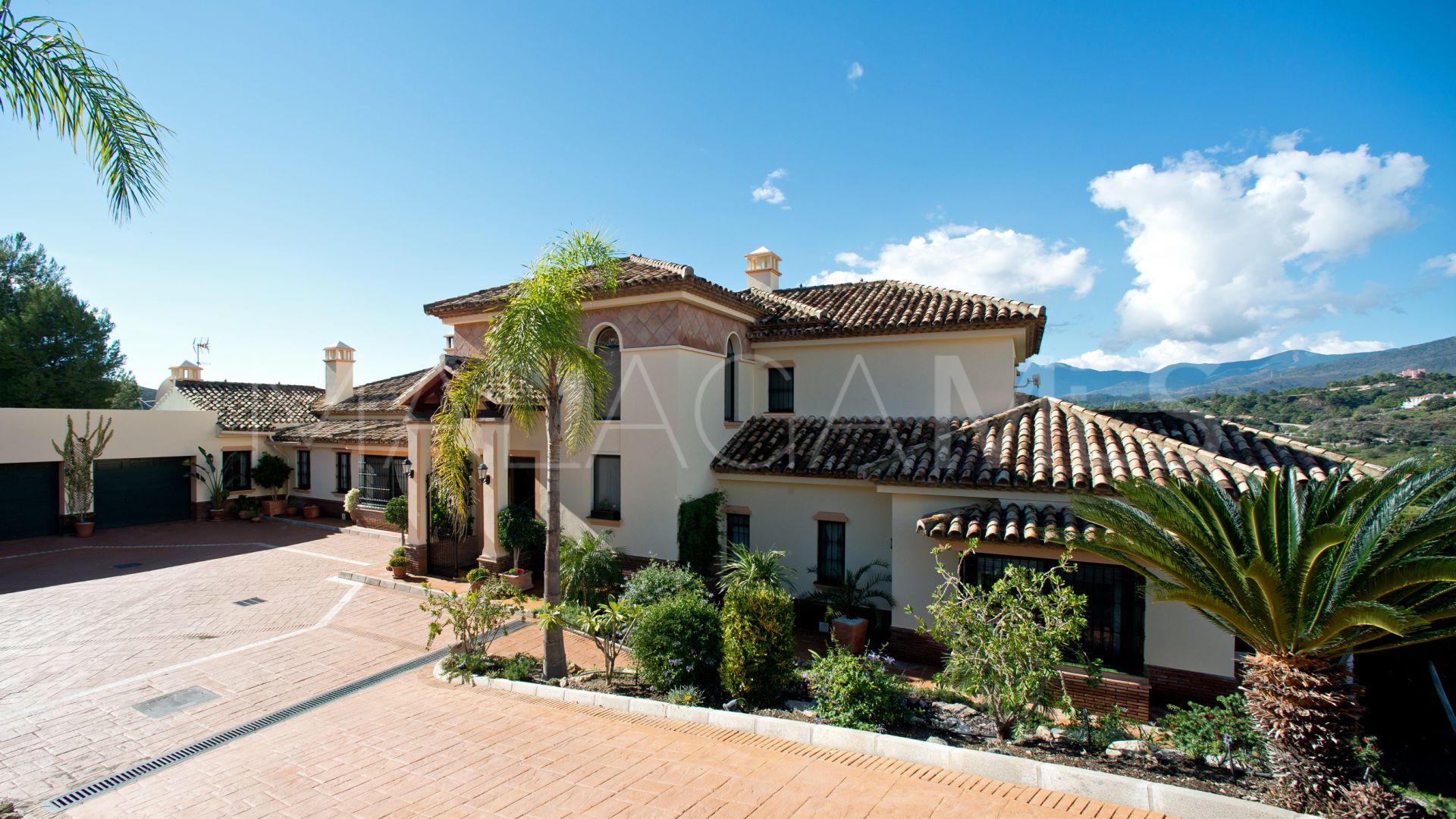 Buy villa in Marbella Club Golf Resort de 4 bedrooms