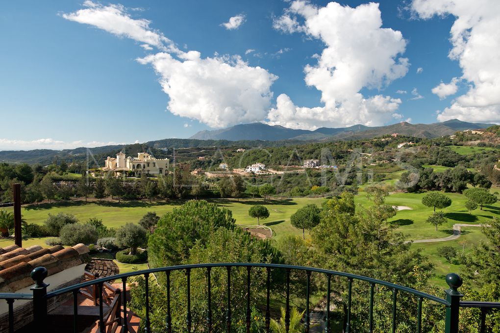 Buy villa in Marbella Club Golf Resort de 4 bedrooms