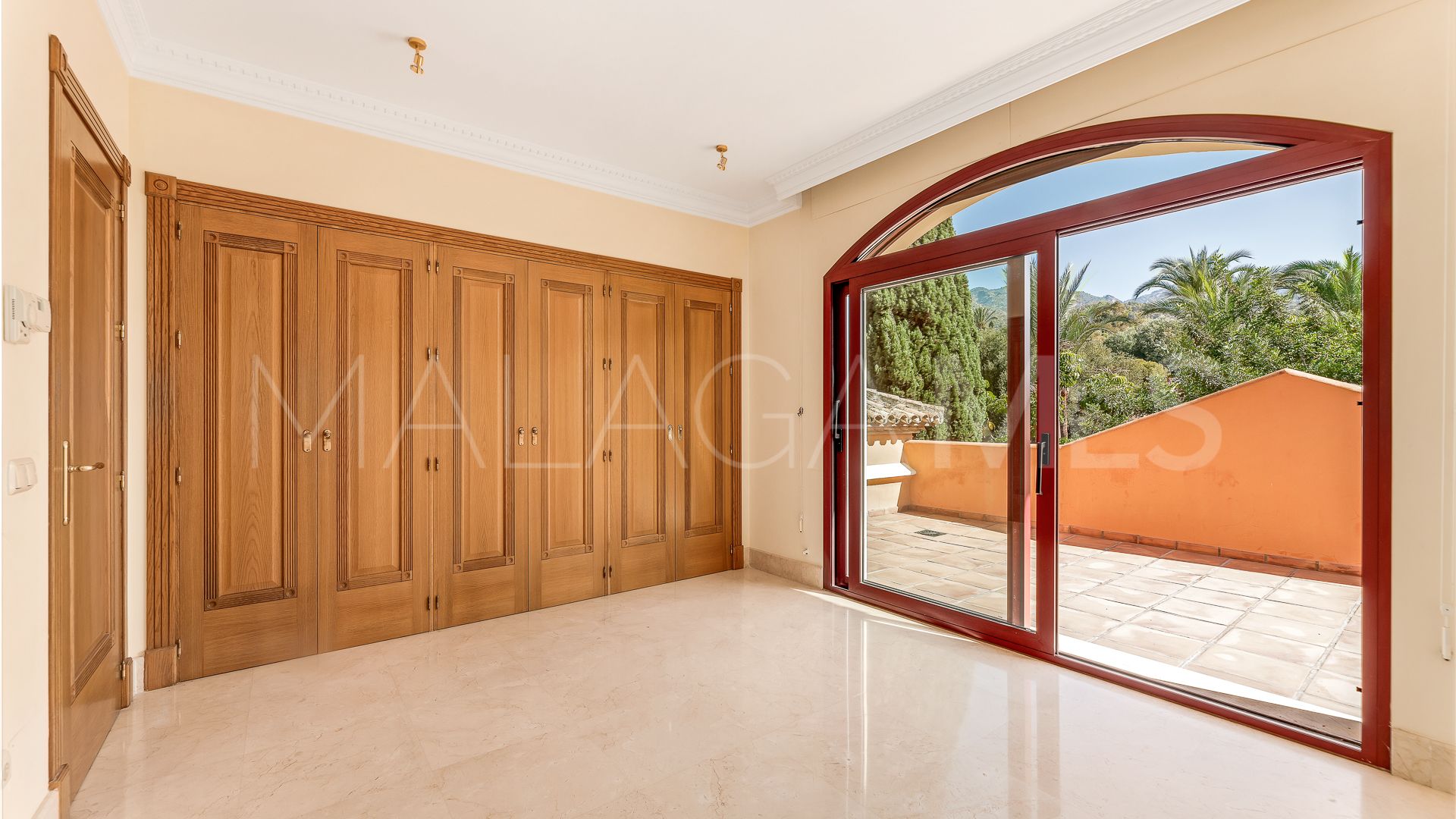 Altos Reales, villa de 4 bedrooms for sale