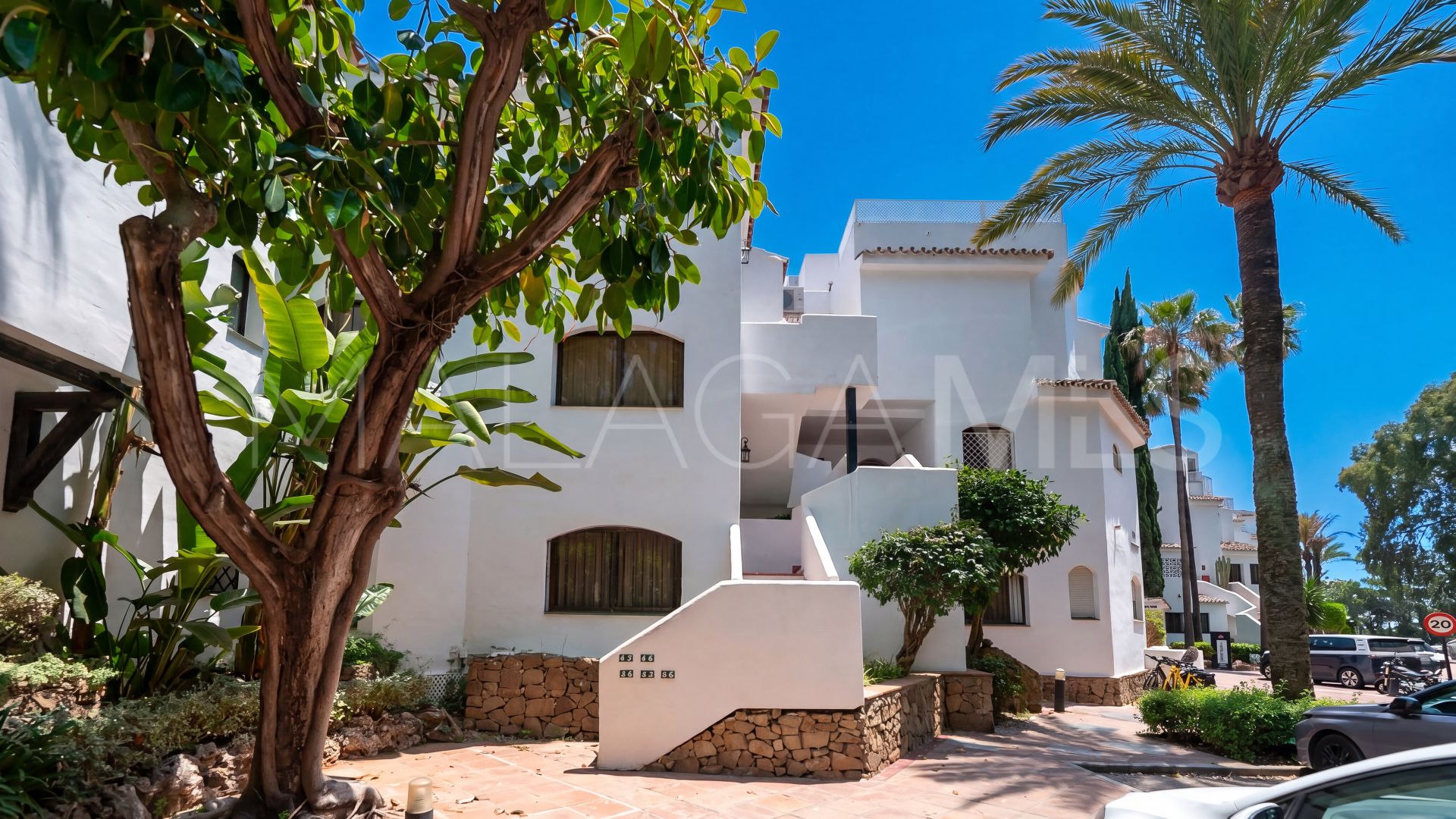 Appartement terrasse for sale in Elviria