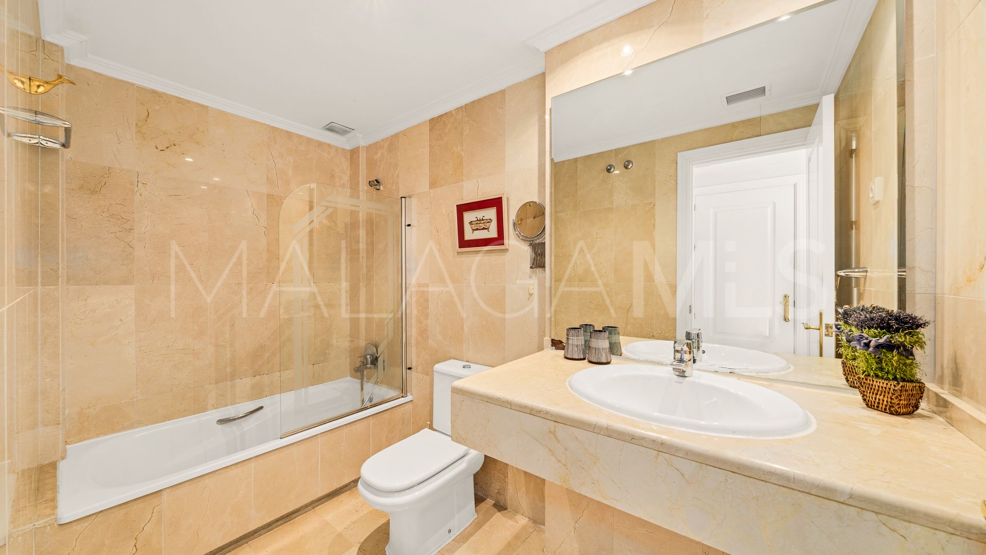 Appartement rez de chaussée for sale in Golden Mile