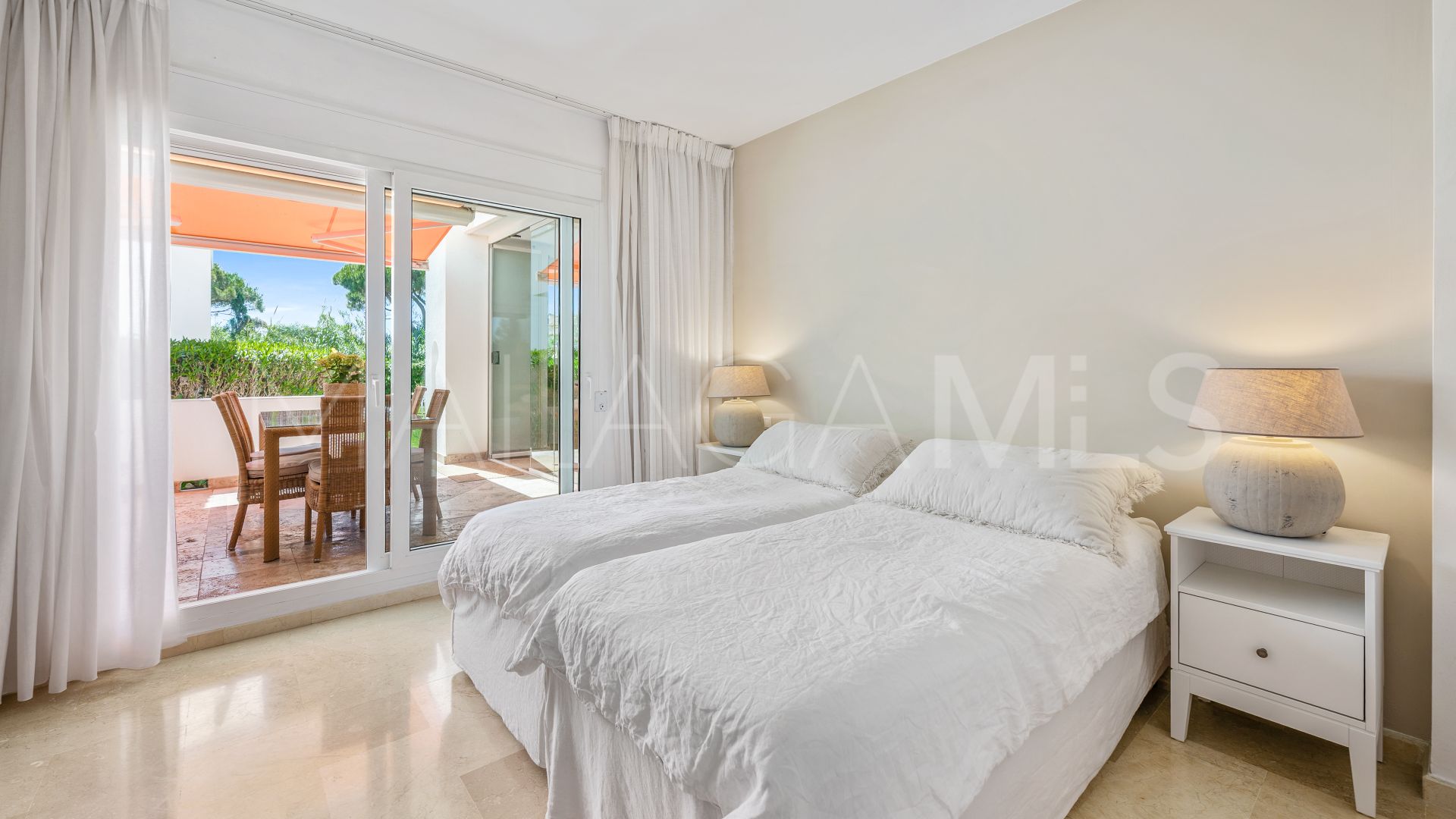 Markplanslägenhet for sale in Los Monteros