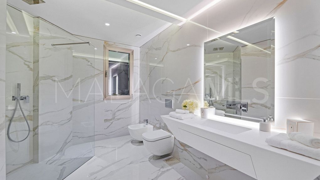For sale villa in Los Monteros
