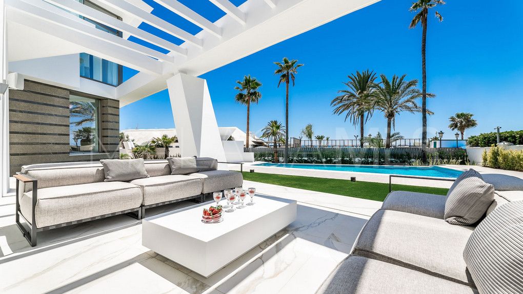 For sale villa in Los Monteros