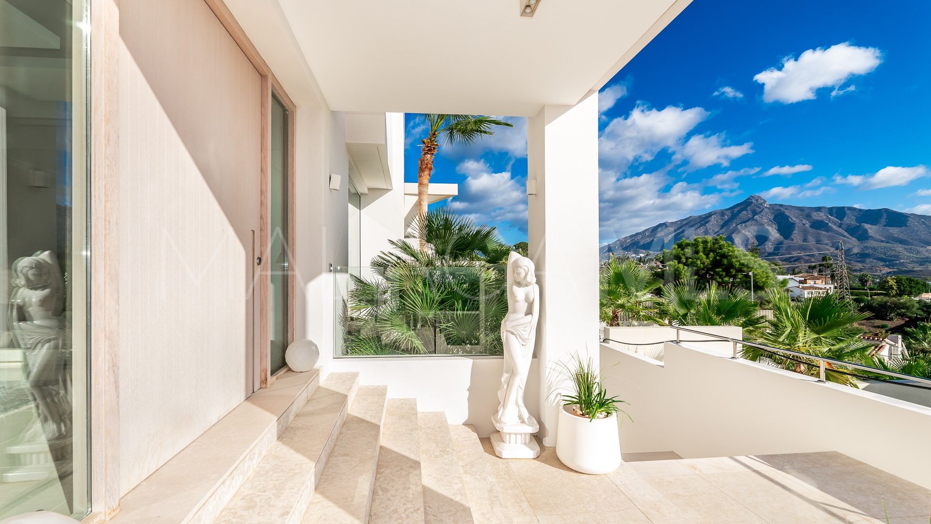 Casa for sale in Nueva Andalucia de 5 bedrooms