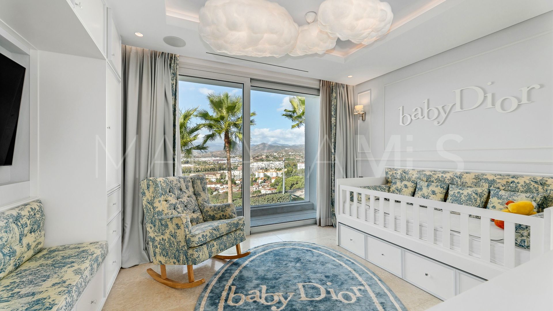Casa for sale in Nueva Andalucia de 5 bedrooms