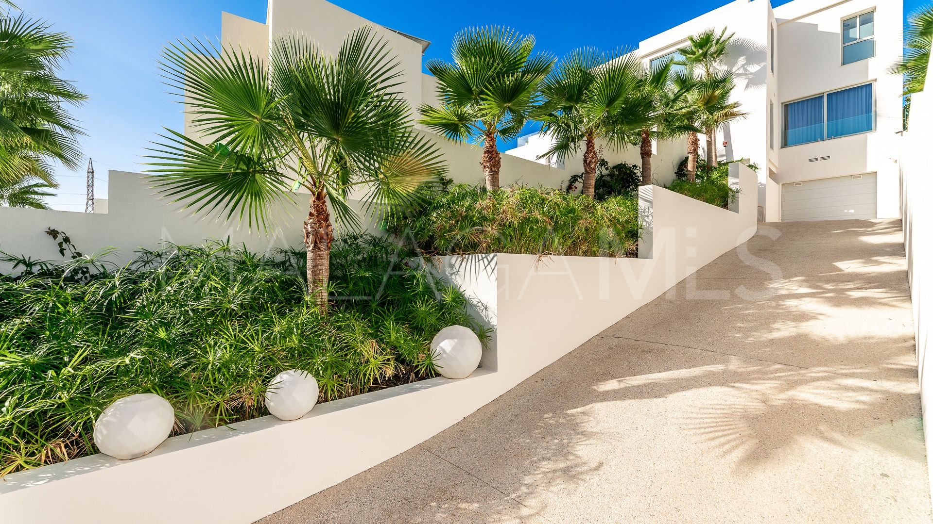 Casa for sale in Nueva Andalucia de 5 bedrooms