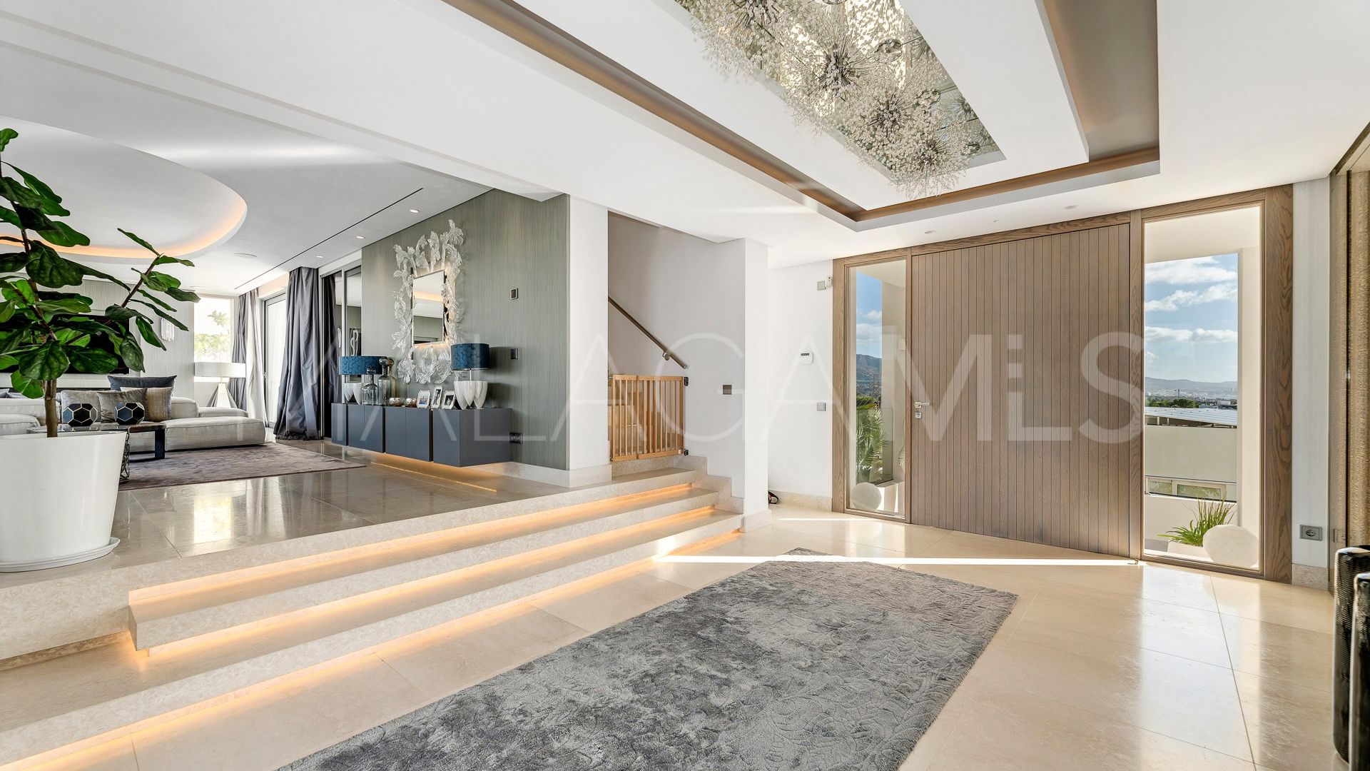 Casa for sale in Nueva Andalucia de 5 bedrooms