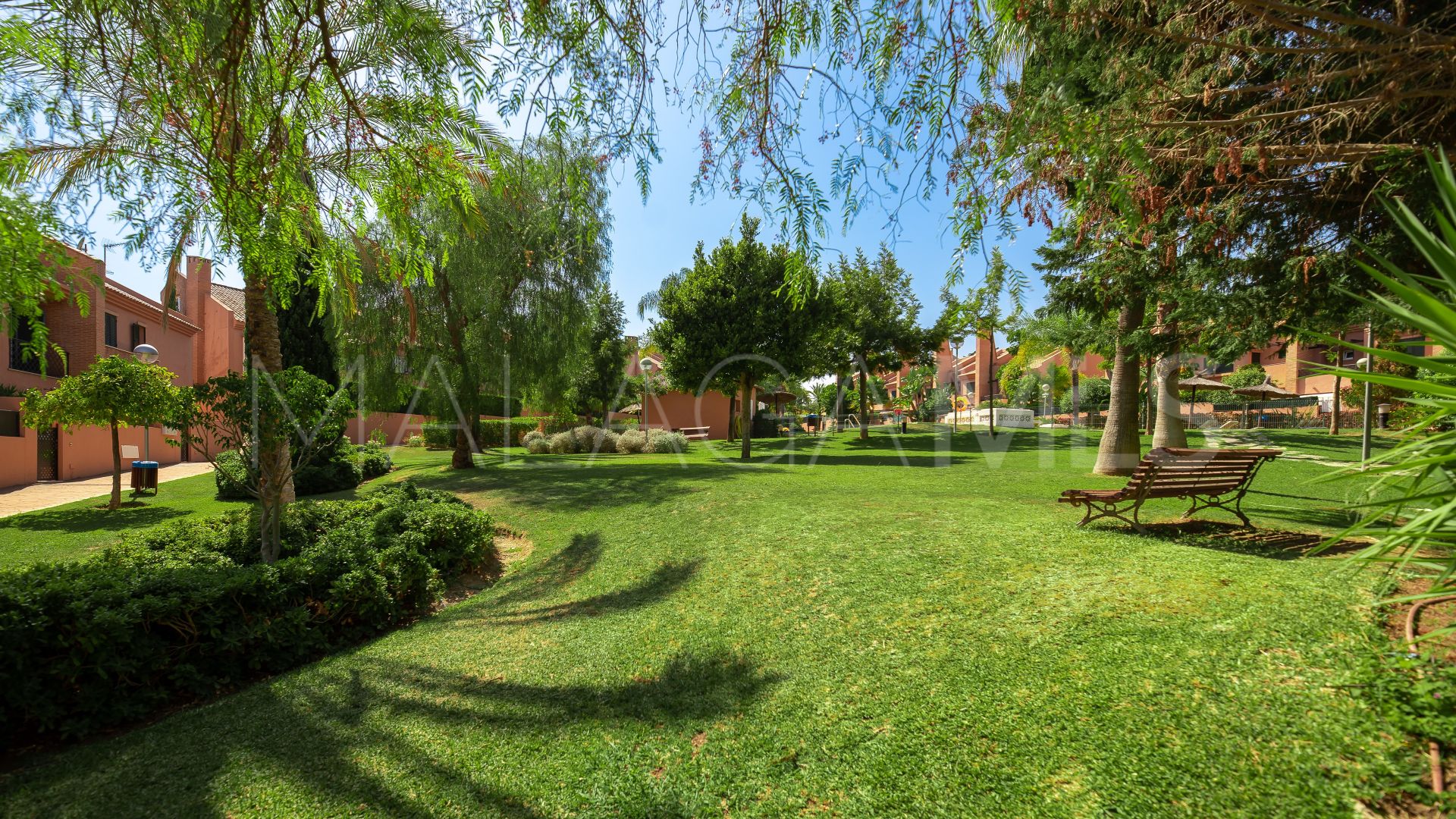 5 bedrooms Los Monteros town house for sale