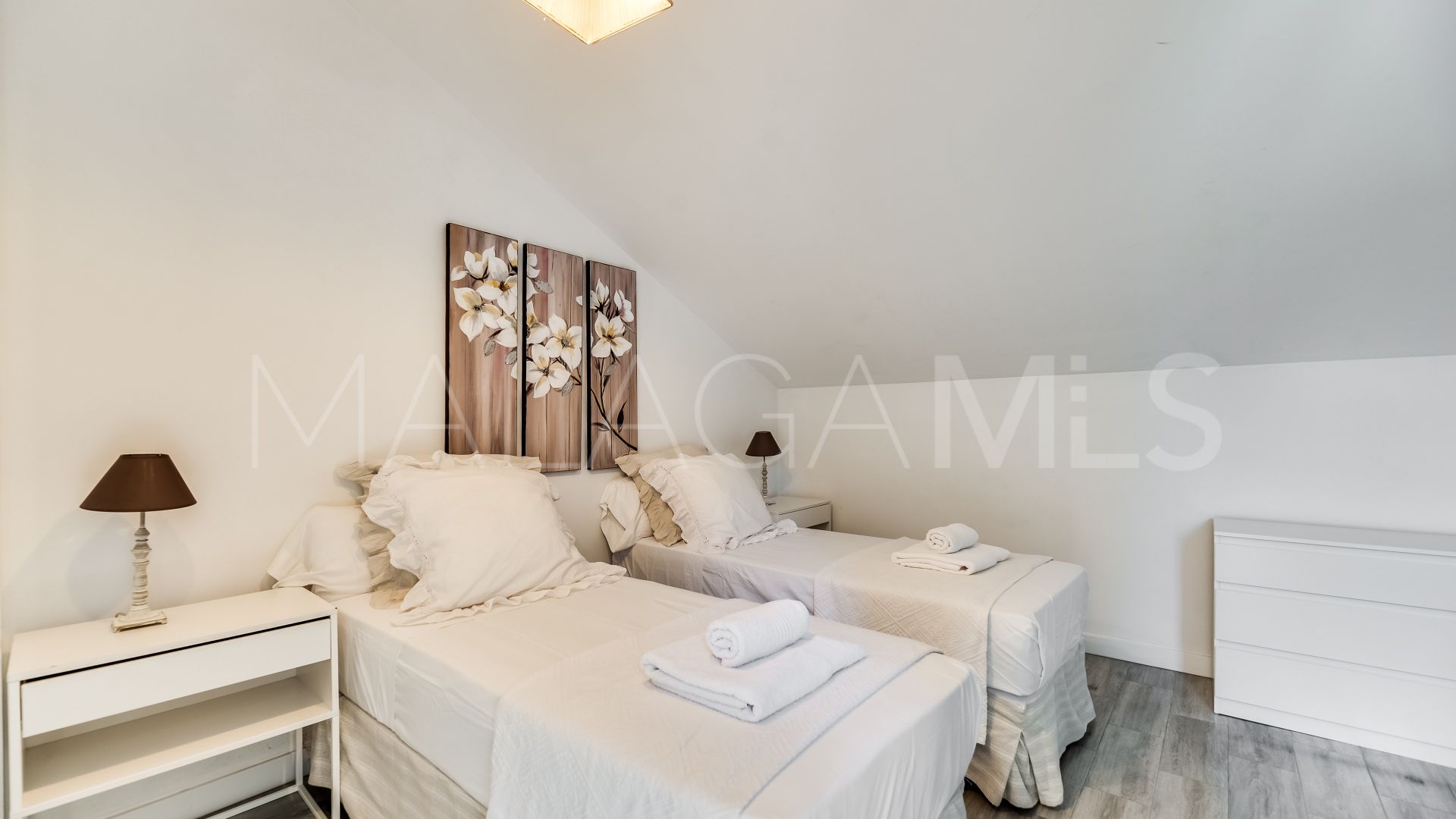 5 bedrooms Los Monteros town house for sale