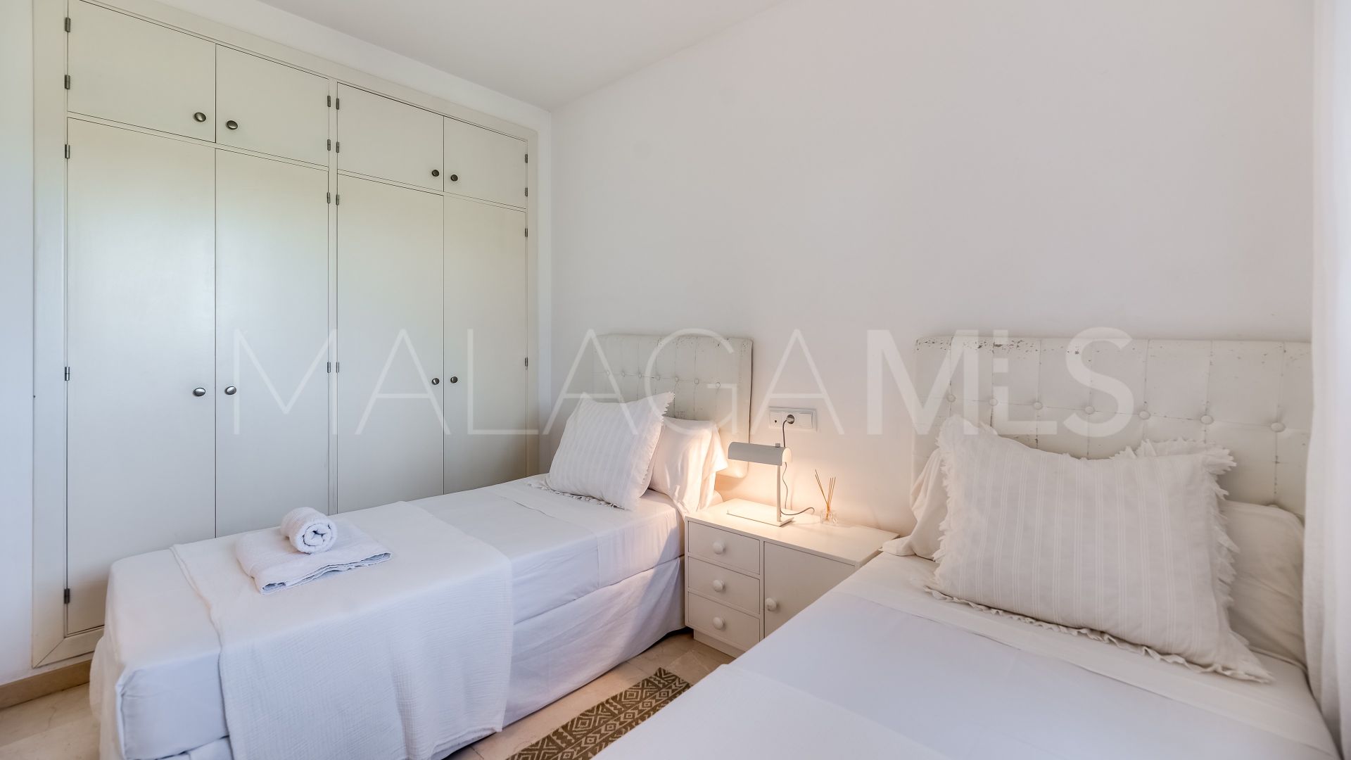 5 bedrooms Los Monteros town house for sale