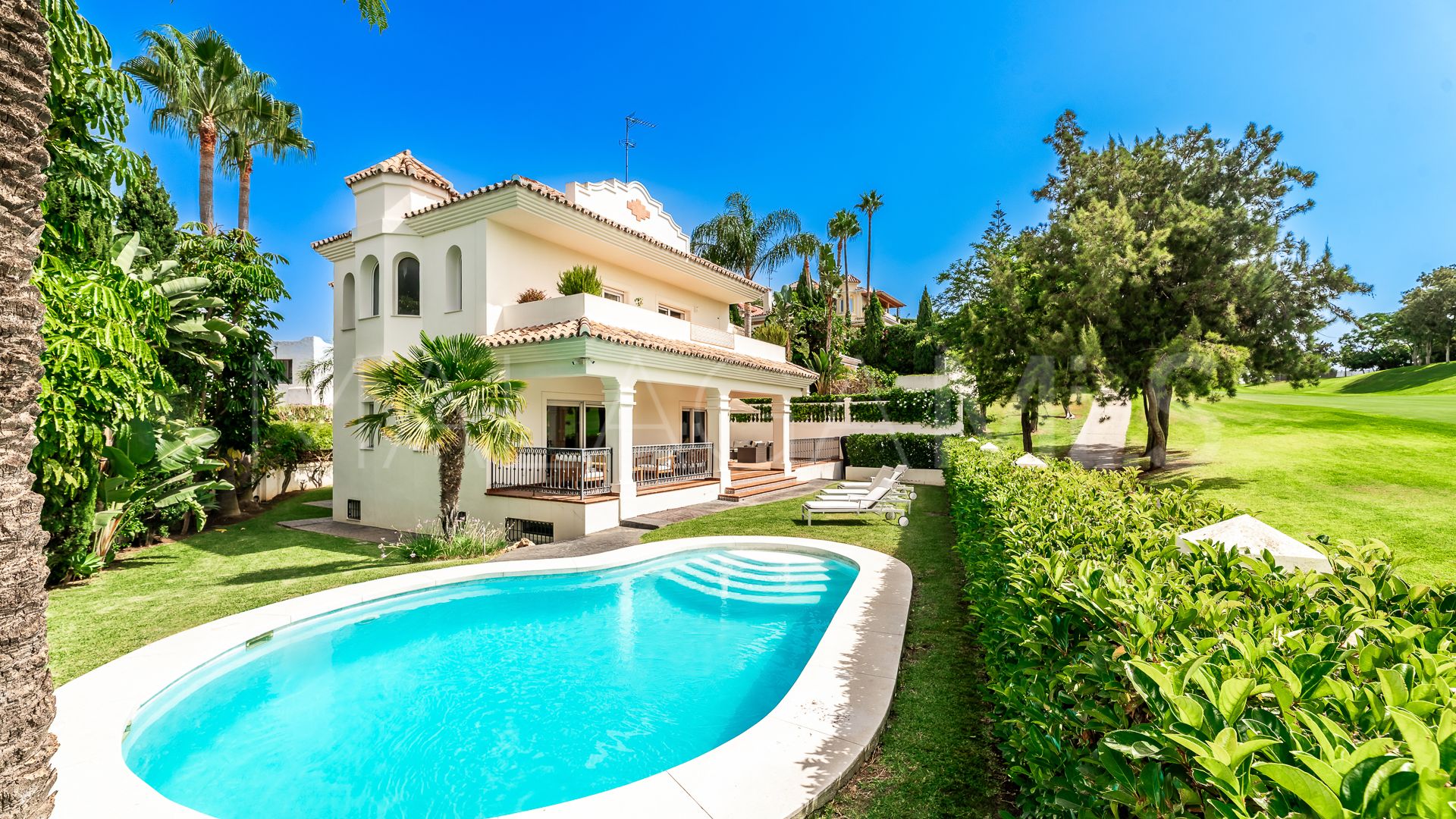 Villa in Guadalmina Alta for sale