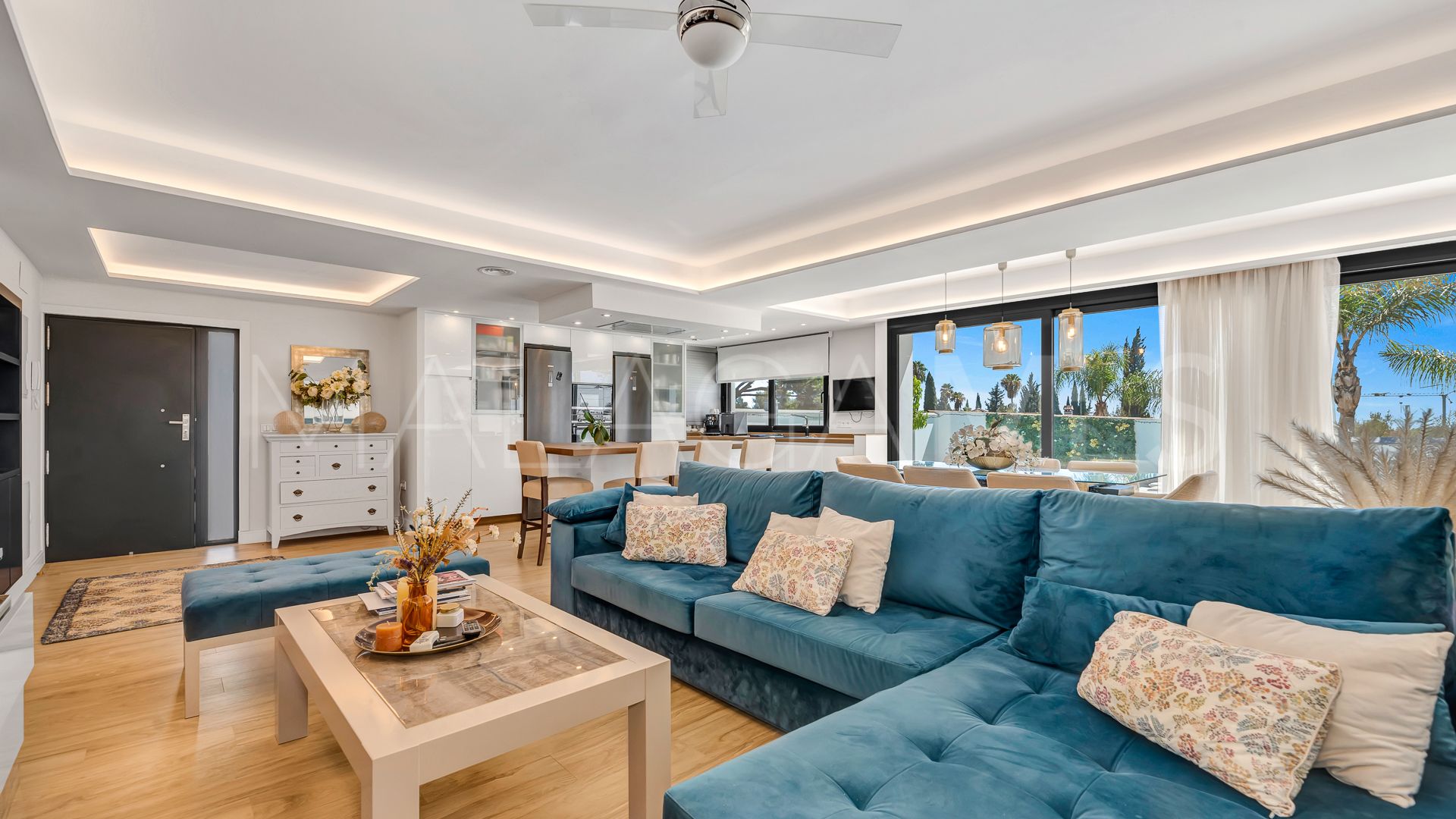 5 bedrooms Marbella Golden Mile villa for sale
