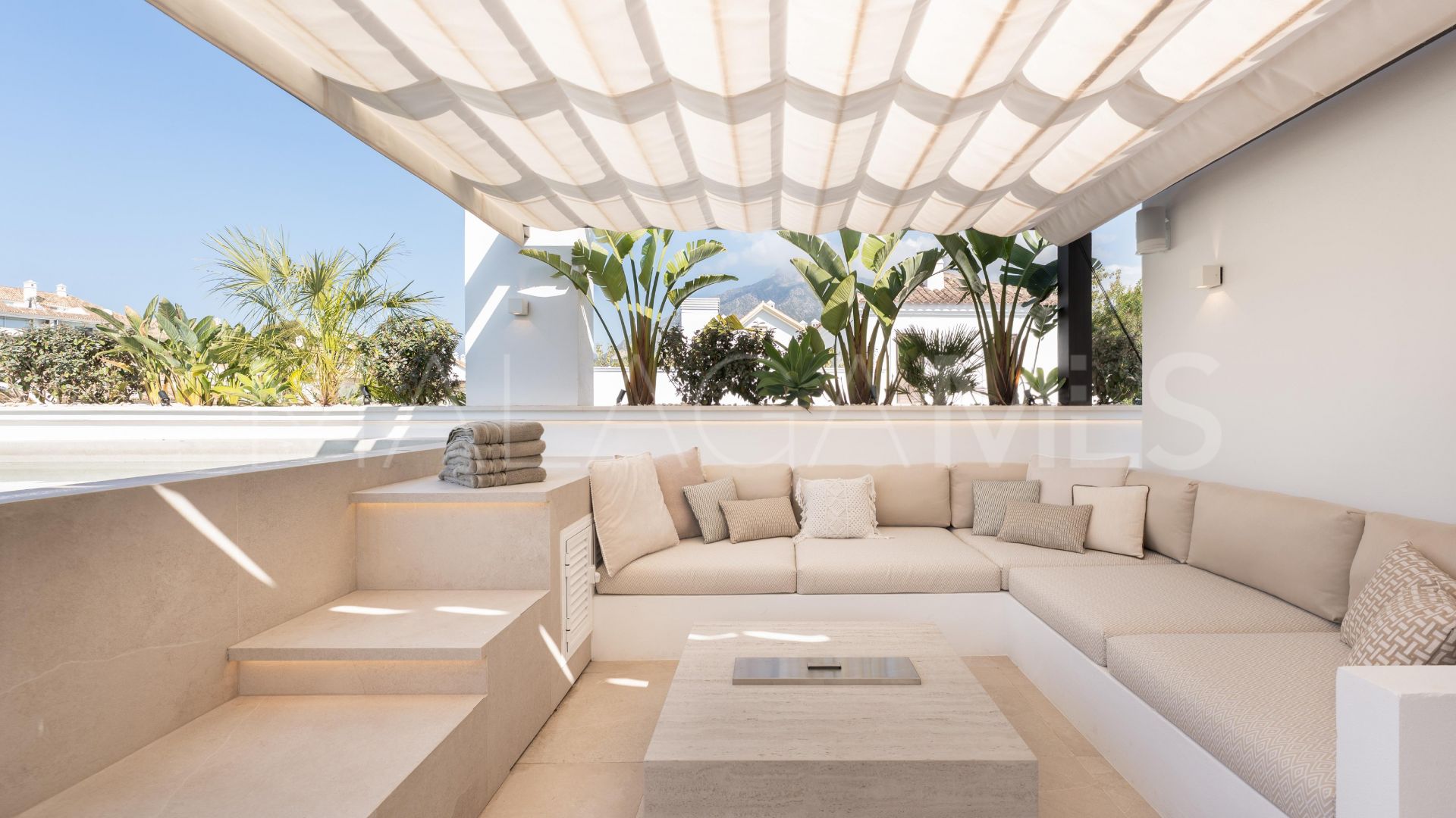 Takvåning for sale in Marbella Golden Mile